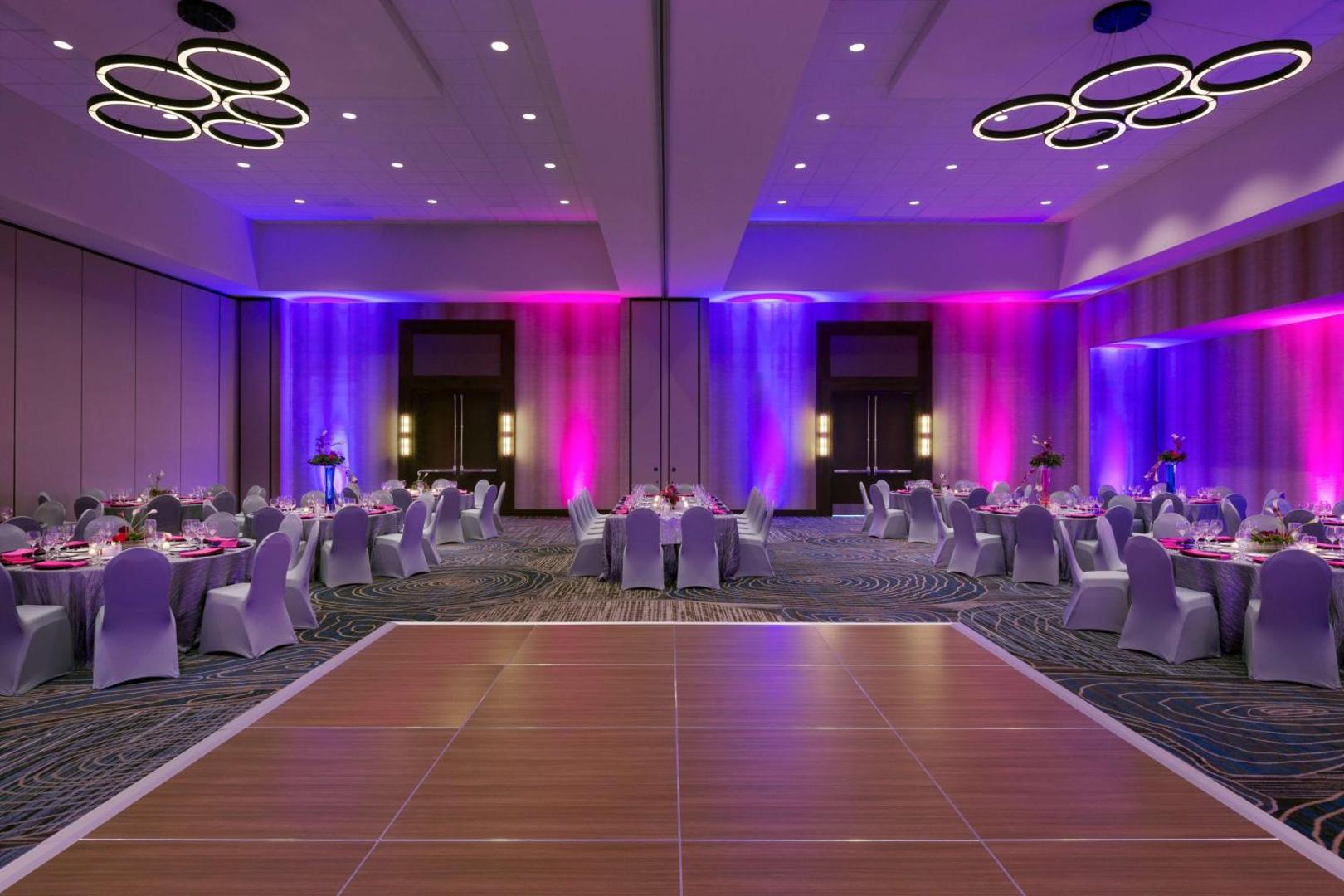 Embassy Suites by Hilton San Antonio Landmark Embassy Suites by Hilton San Antonio Landmark