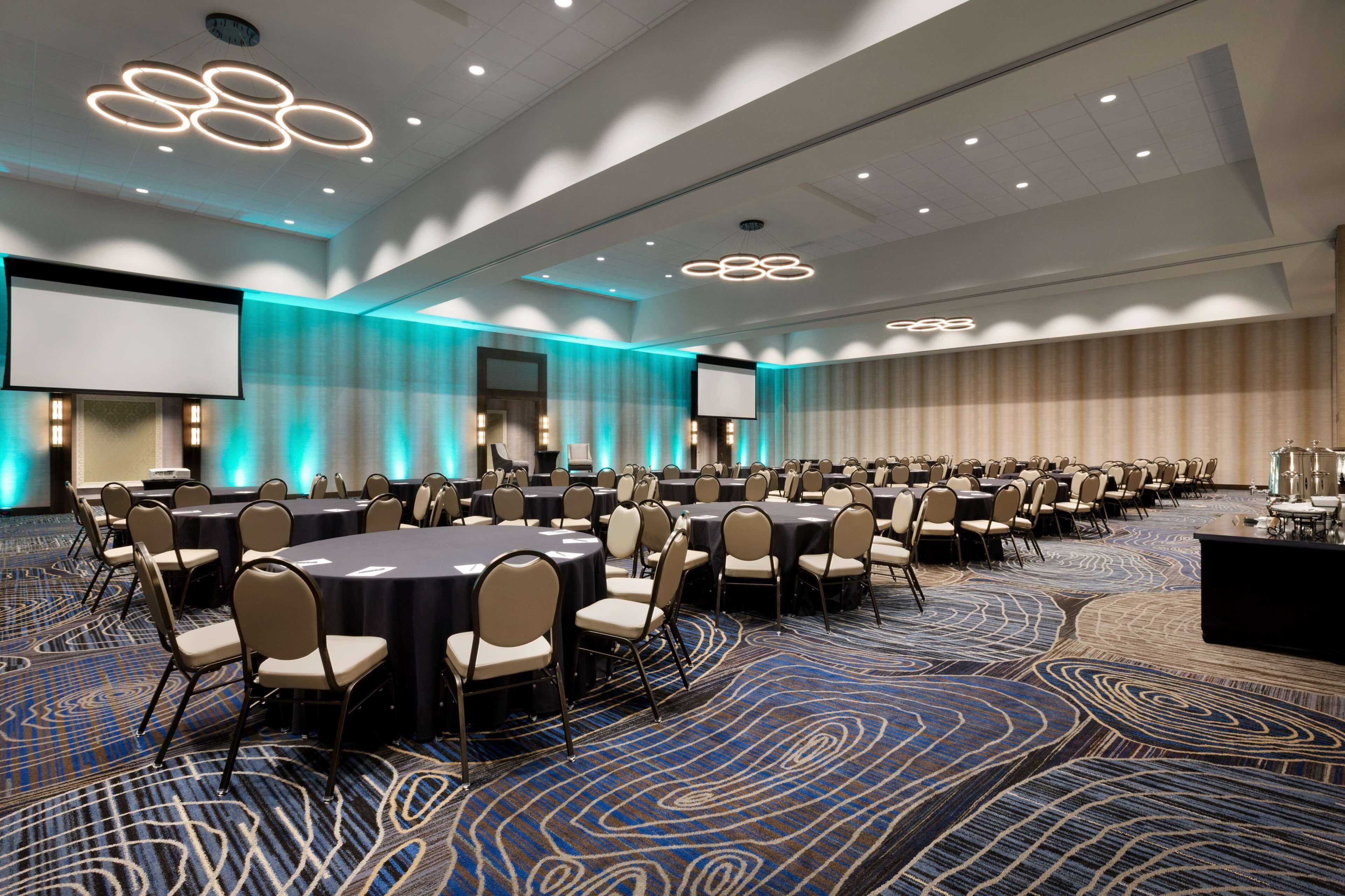 Embassy Suites by Hilton San Antonio Landmark Embassy Suites by Hilton San Antonio Landmark