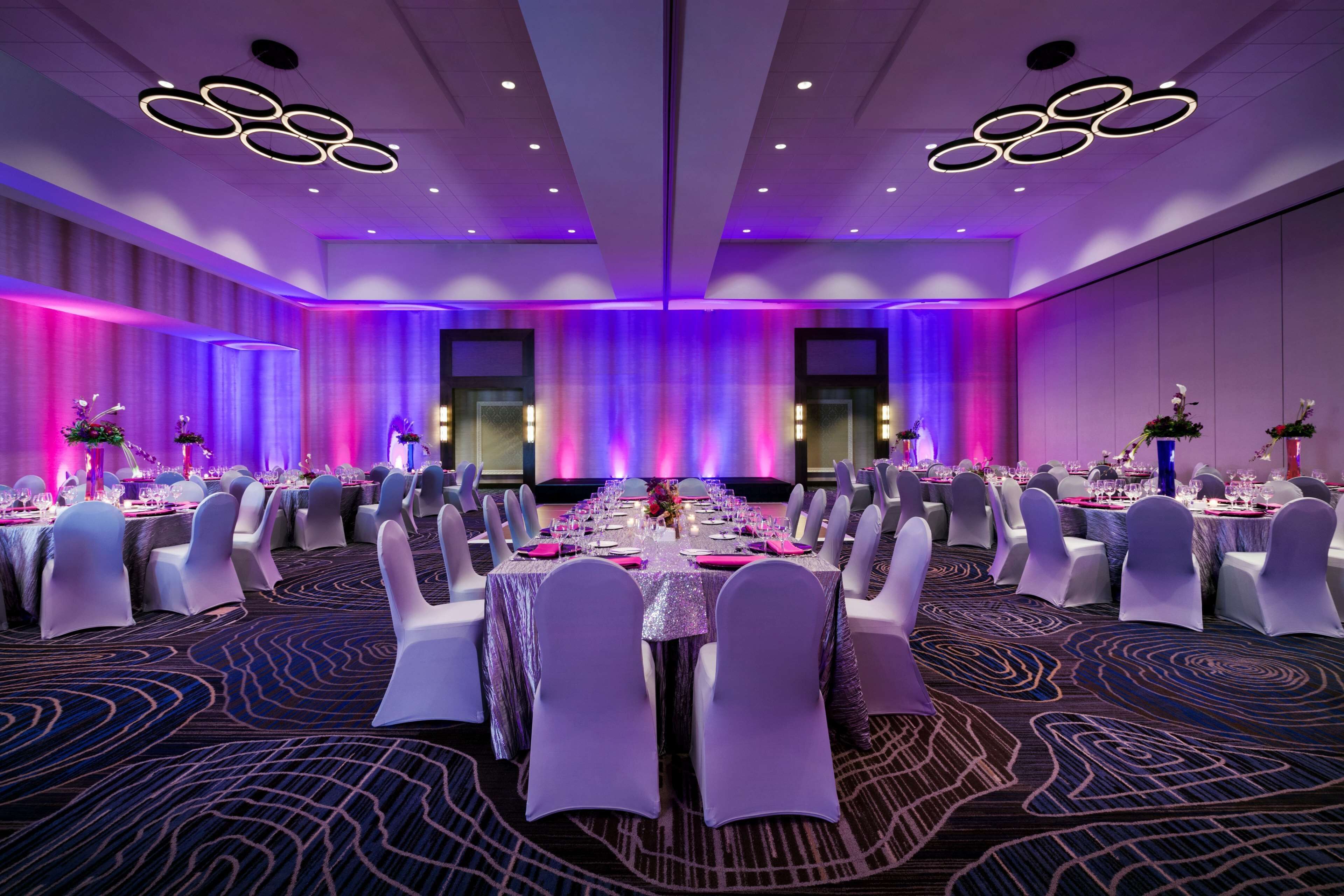 Embassy Suites by Hilton San Antonio Landmark Embassy Suites by Hilton San Antonio Landmark
