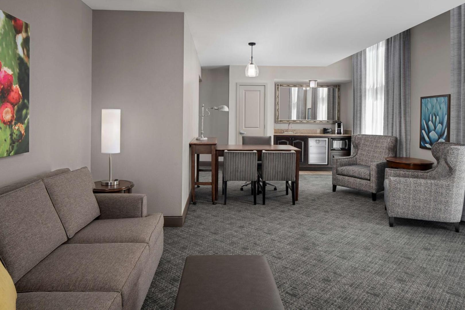 Embassy Suites by Hilton San Antonio Riverwalk Downtown Embassy Suites by Hilton San Antonio Riverwalk Downtown