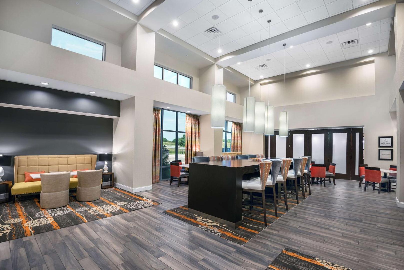 Hampton Inn & Suites San Antonio Brooks City Base Hampton Inn & Suites San Antonio Brooks City Base
