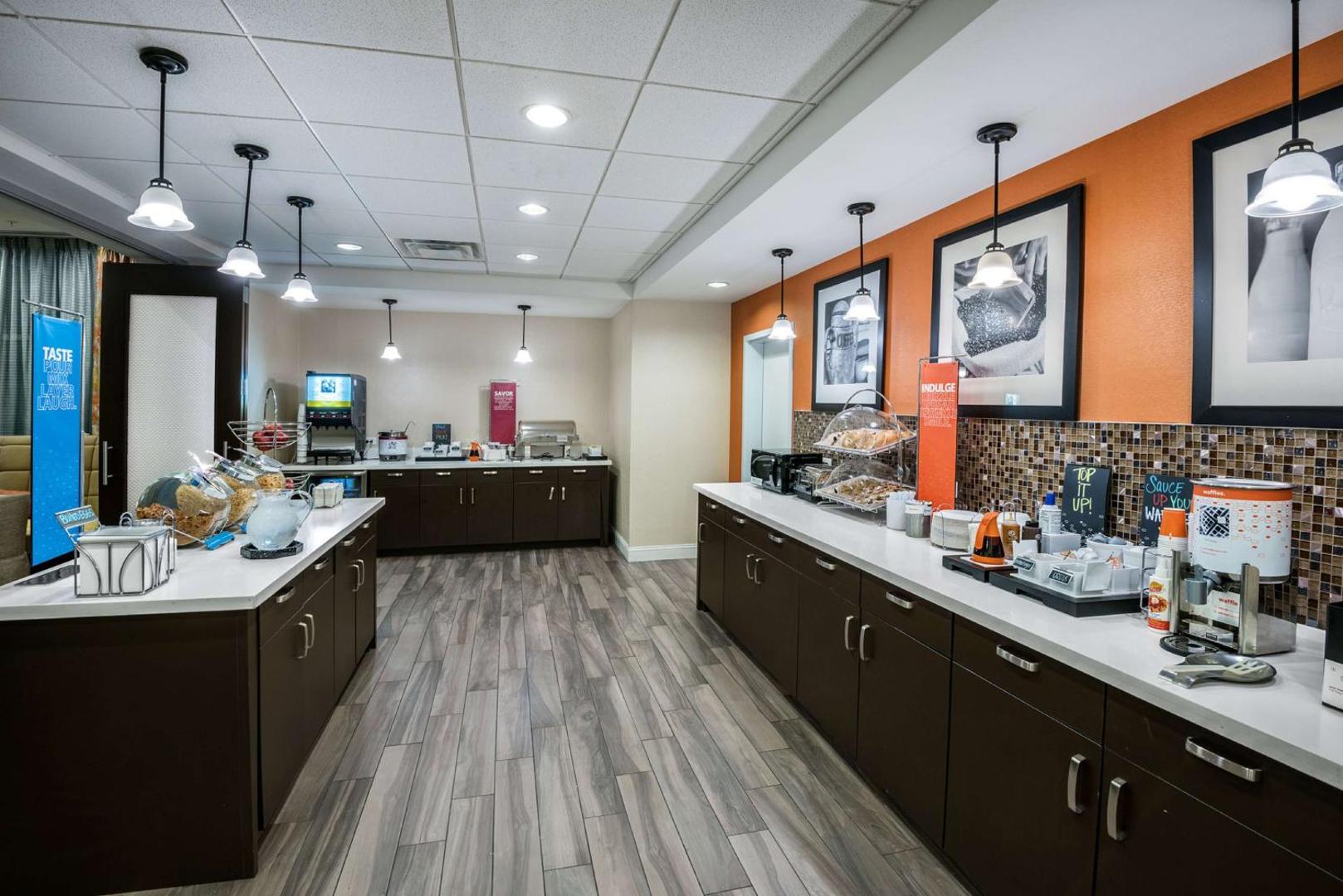 Hampton Inn & Suites San Antonio Brooks City Base Hampton Inn & Suites San Antonio Brooks City Base