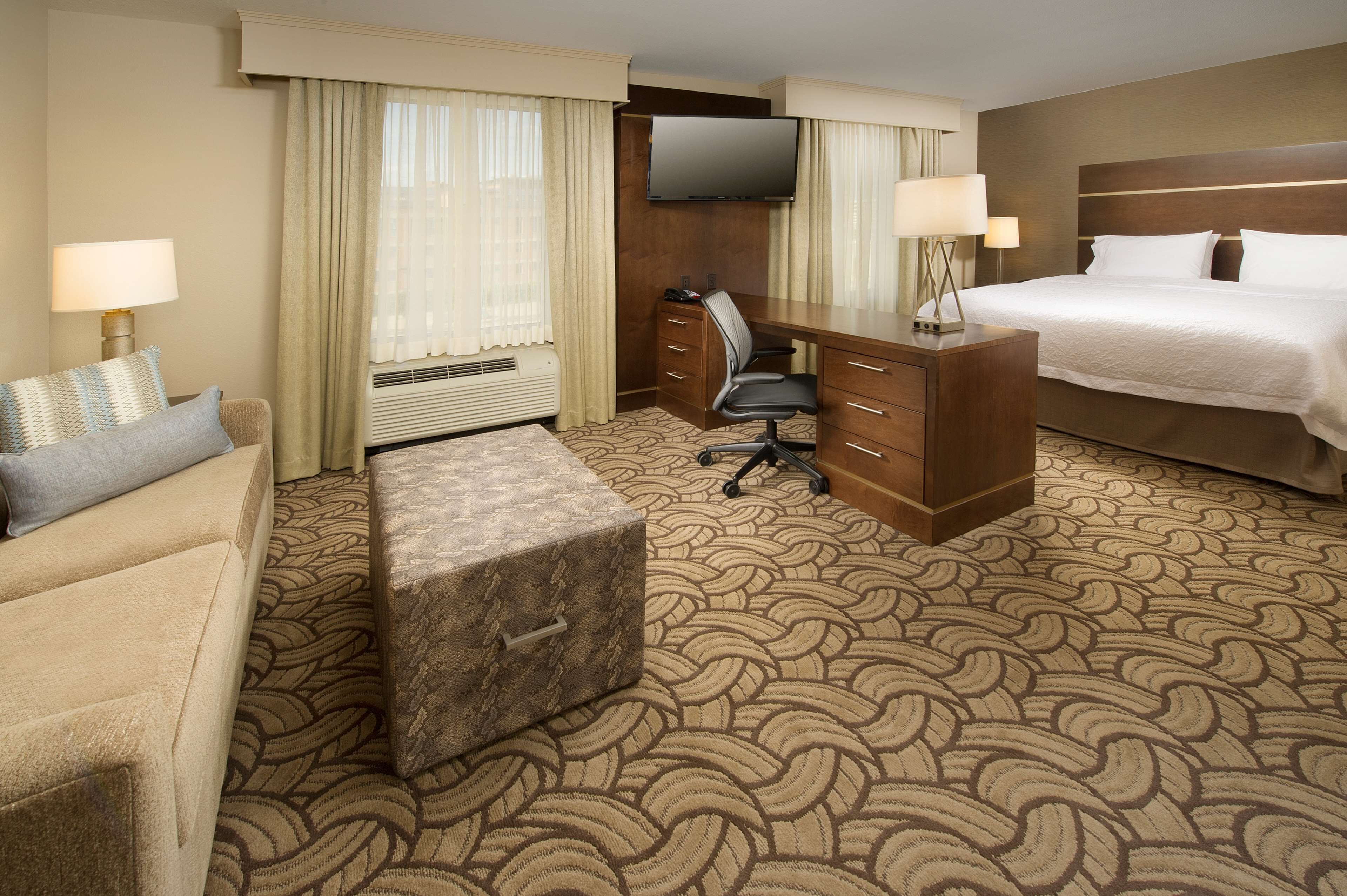 Hampton Inn & Suites San Antonio-Downtown / Market Square Hampton Inn & Suites San Antonio-Downtown / Market Square