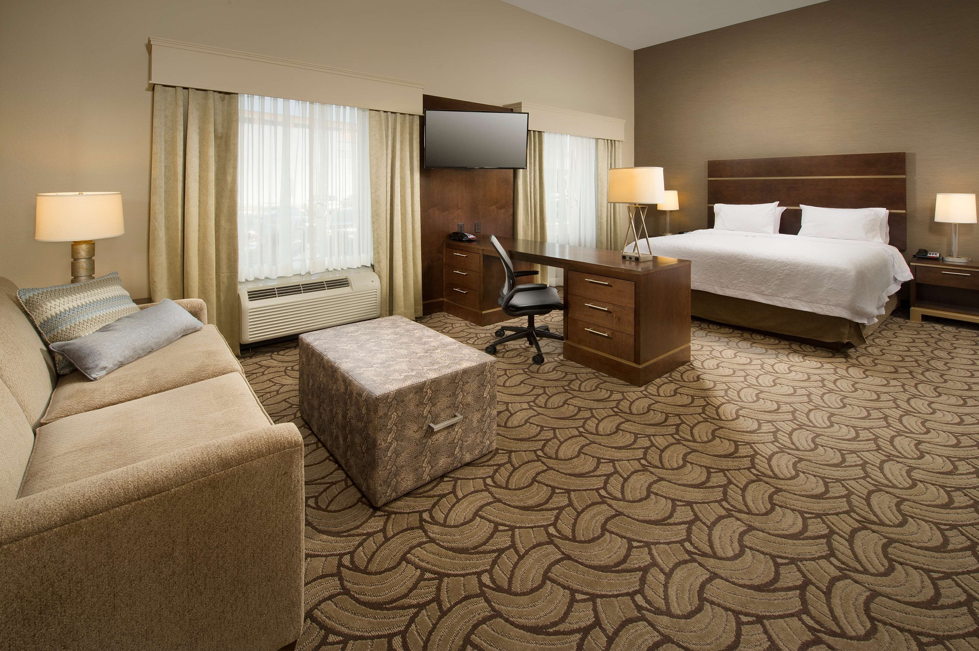 Hampton Inn & Suites San Antonio-Downtown / Market Square Hampton Inn & Suites San Antonio-Downtown / Market Square