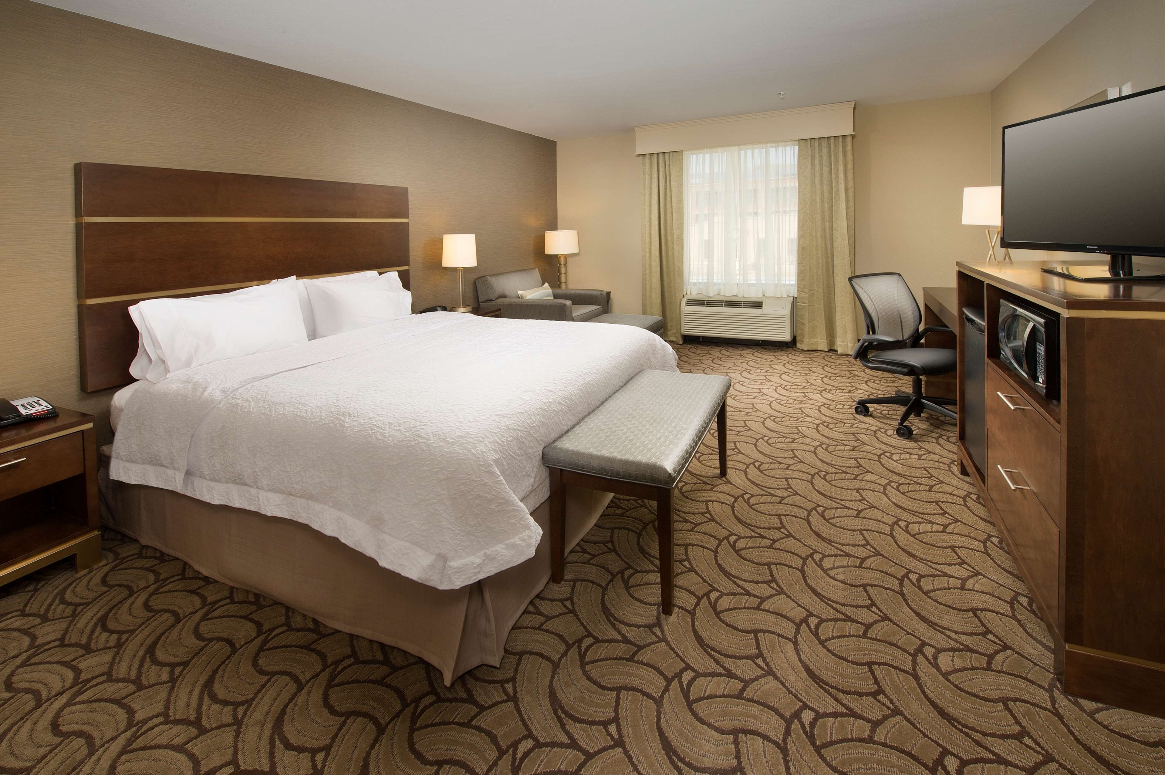 Hampton Inn & Suites San Antonio-Downtown / Market Square Hampton Inn & Suites San Antonio-Downtown / Market Square