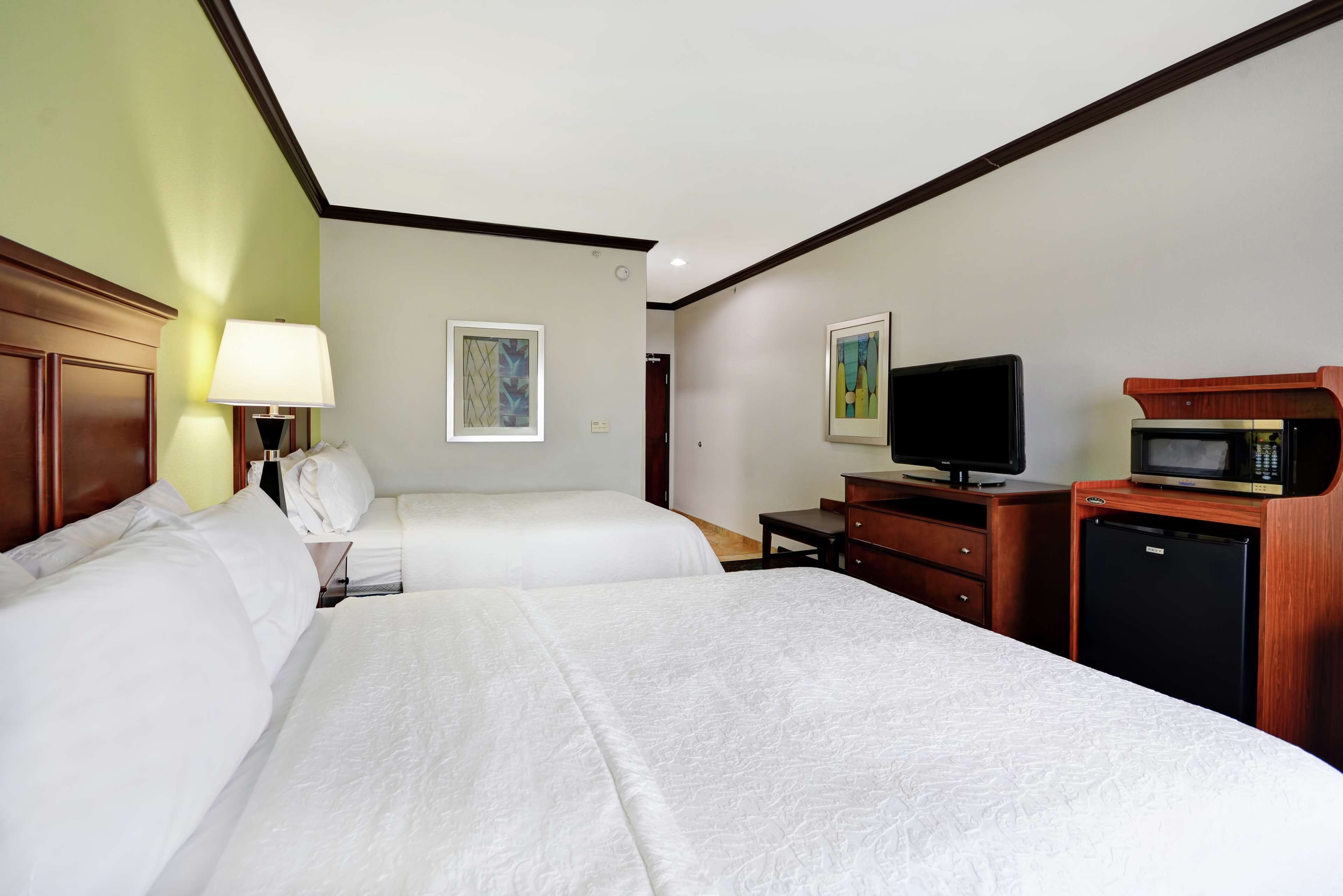 Hampton Inn & Suites San Antonio / Northeast I-35 Hampton Inn & Suites San Antonio / Northeast I-35