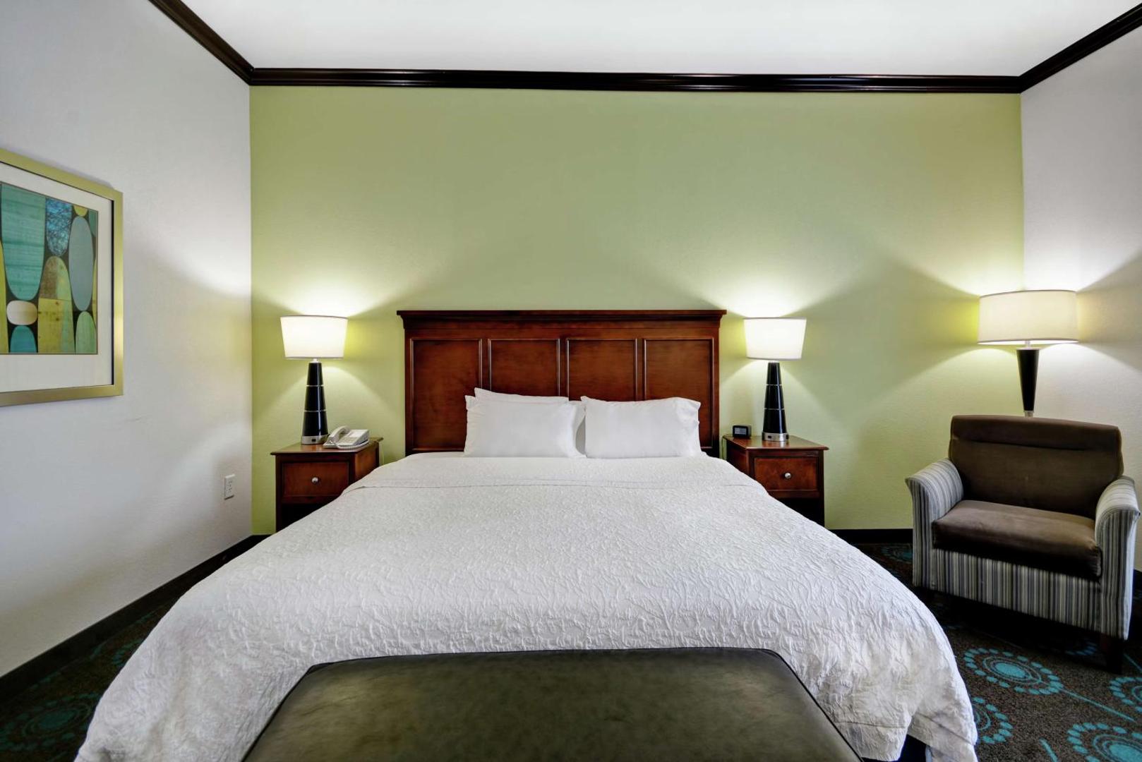 Hampton Inn & Suites San Antonio / Northeast I-35 Hampton Inn & Suites San Antonio / Northeast I-35