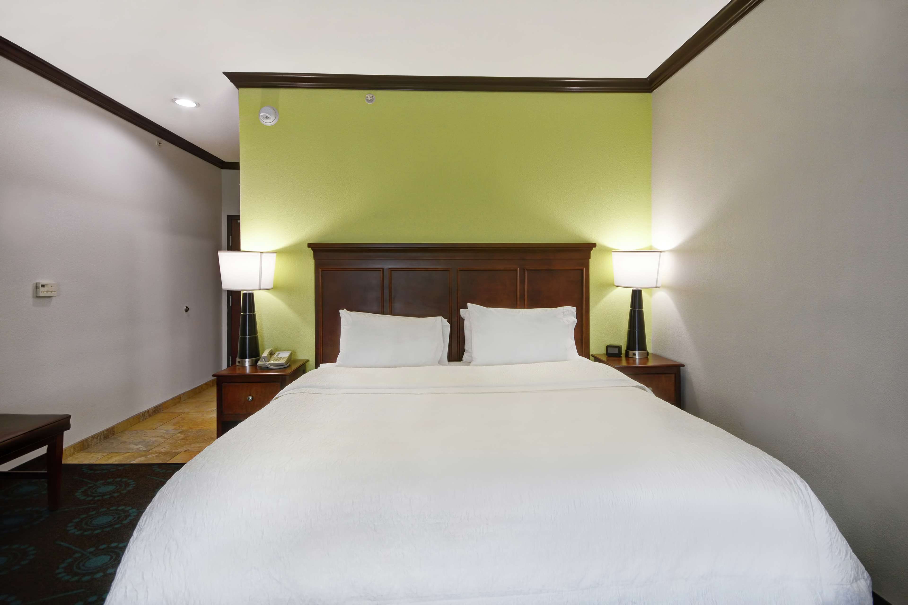 Hampton Inn & Suites San Antonio / Northeast I-35 Hampton Inn & Suites San Antonio / Northeast I-35