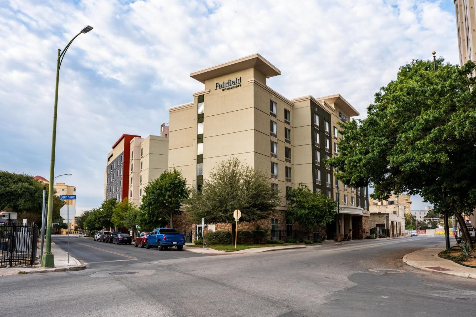 SpringHill Suites San Antonio Downtown/Alamo Plaza SpringHill Suites San Antonio Downtown/Alamo Plaza