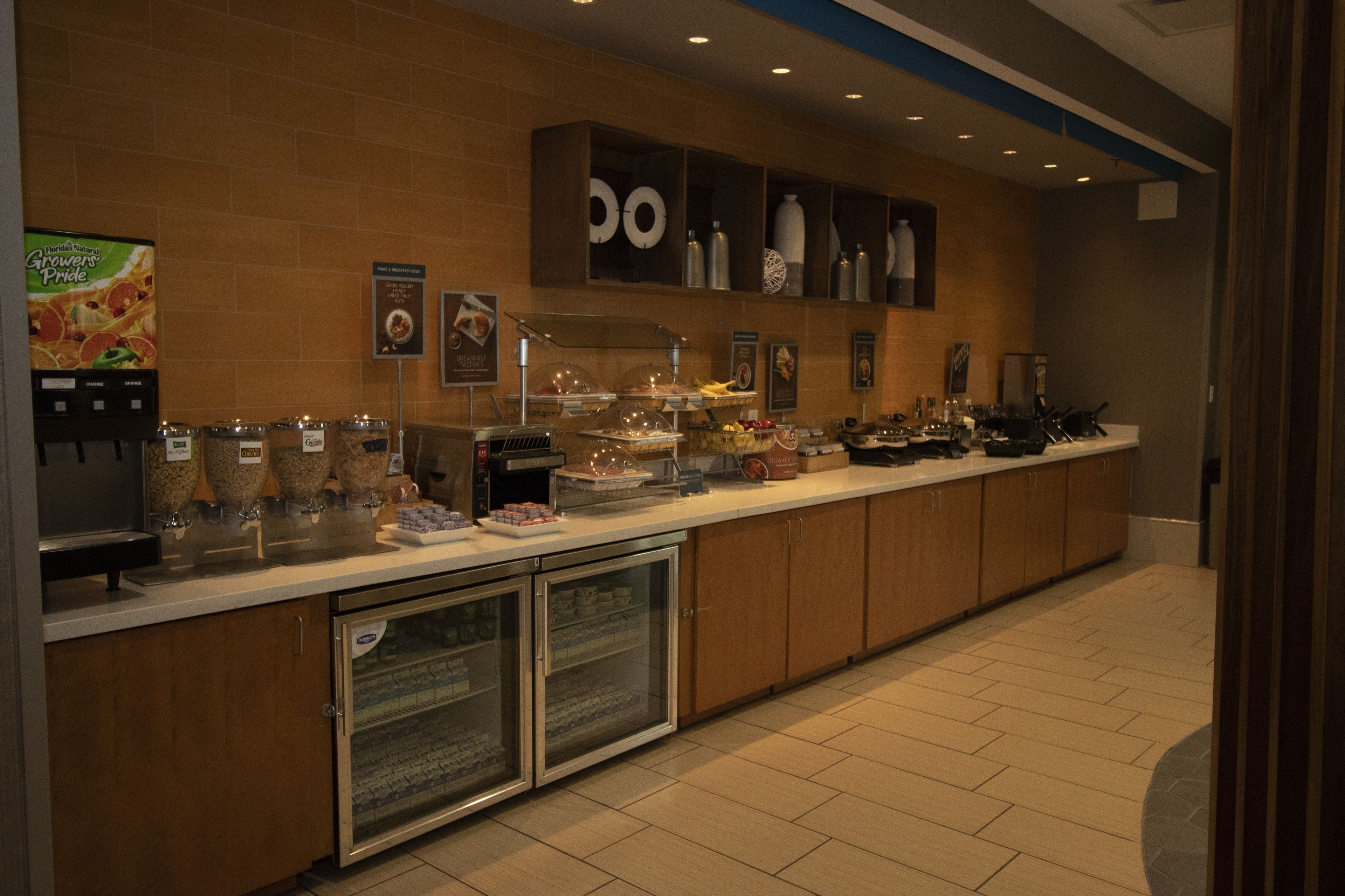SpringHill Suites San Antonio Downtown/Alamo Plaza SpringHill Suites San Antonio Downtown/Alamo Plaza