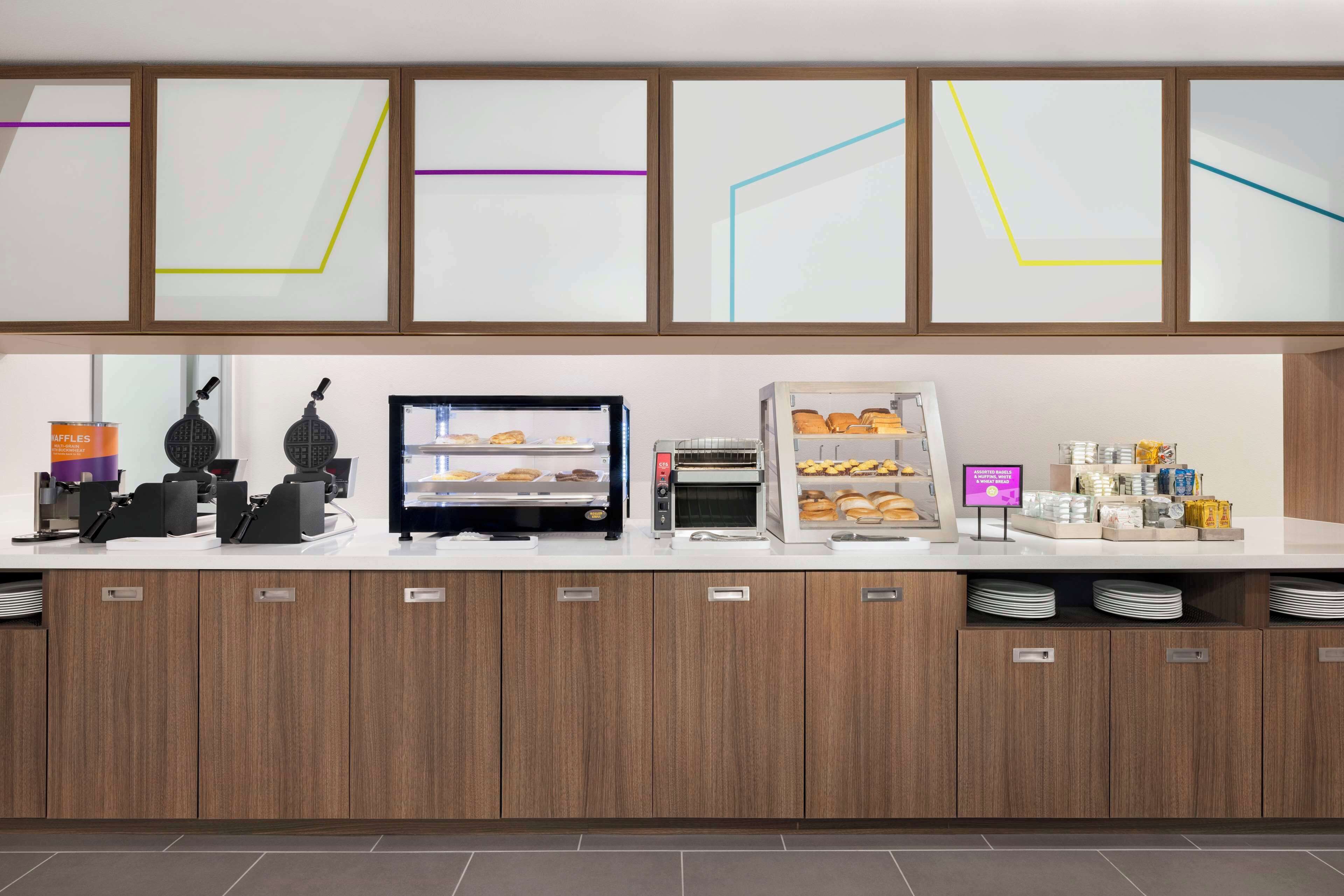 Home2 Suites by Hilton San Juan Home2 Suites by Hilton San Juan