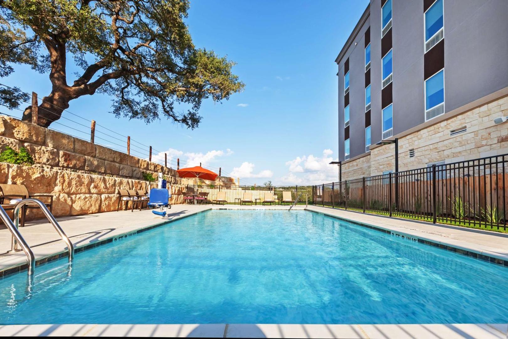 Hampton Inn Bulverde Hampton Inn Bulverde