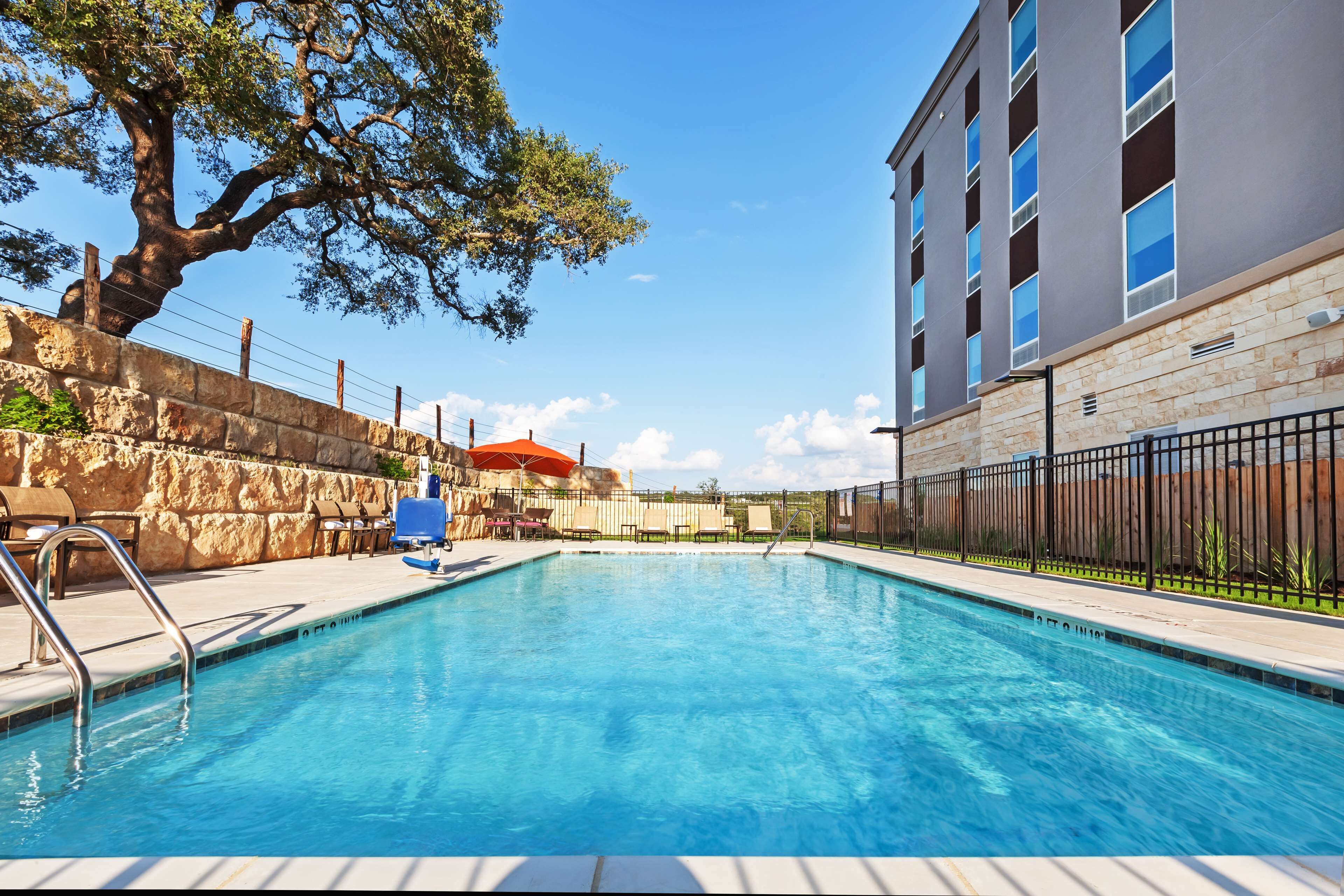 Hampton Inn Bulverde Hampton Inn Bulverde