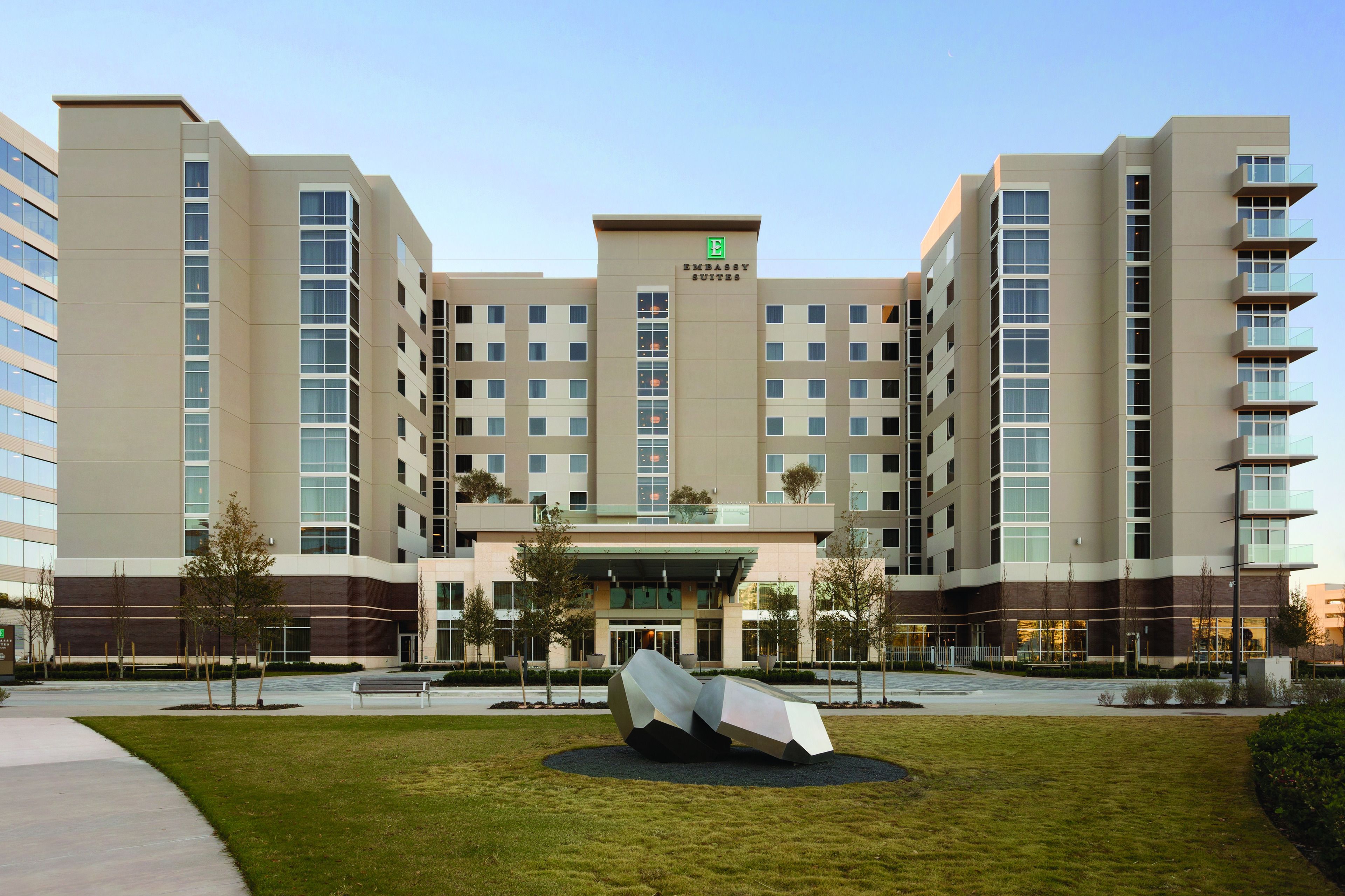 Embassy Suites by Hilton The Woodlands at Hughes Landing