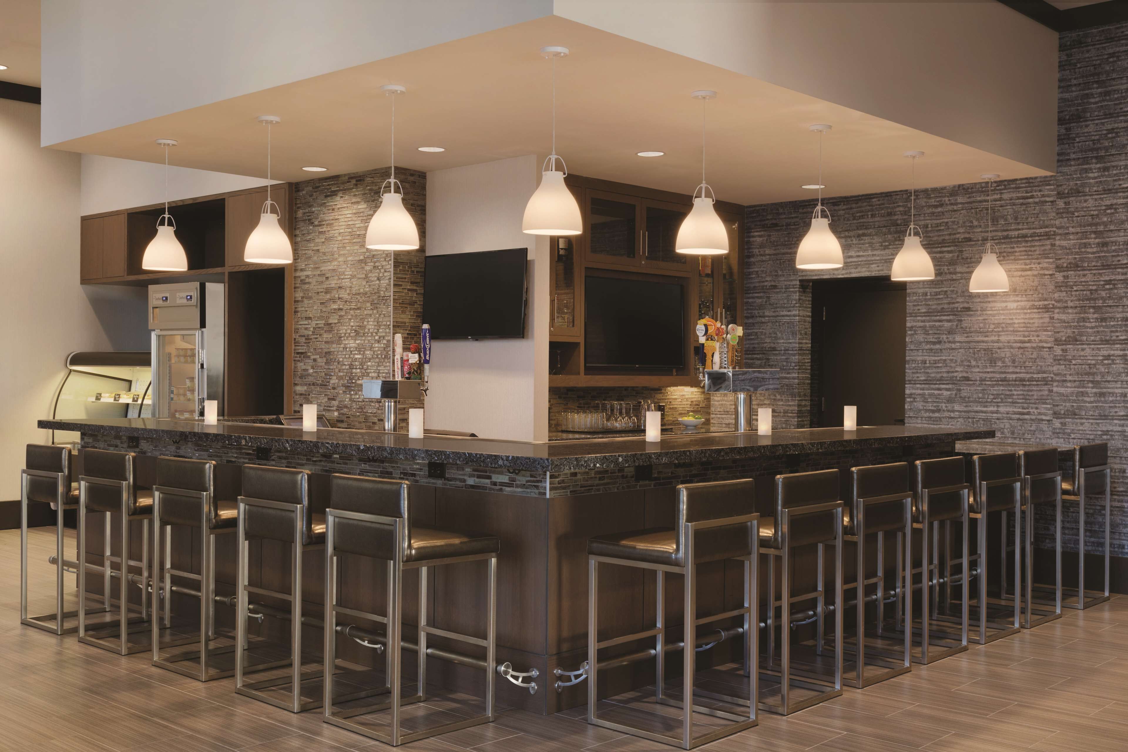 Embassy Suites by Hilton The Woodlands at Hughes Landing