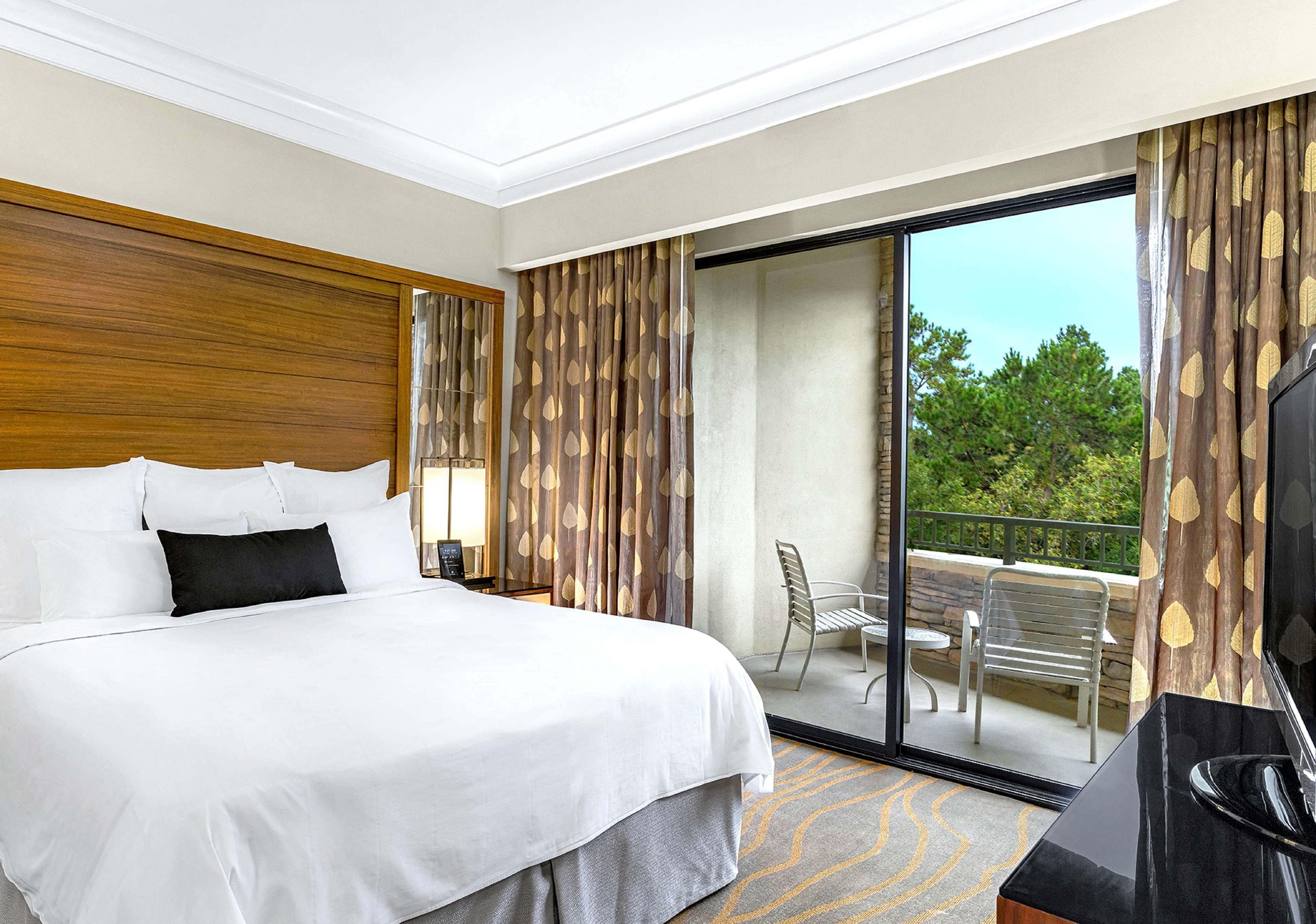 The Woodlands Resort, Curio Collection by Hilton The Woodlands Resort, Curio Collection by Hilton