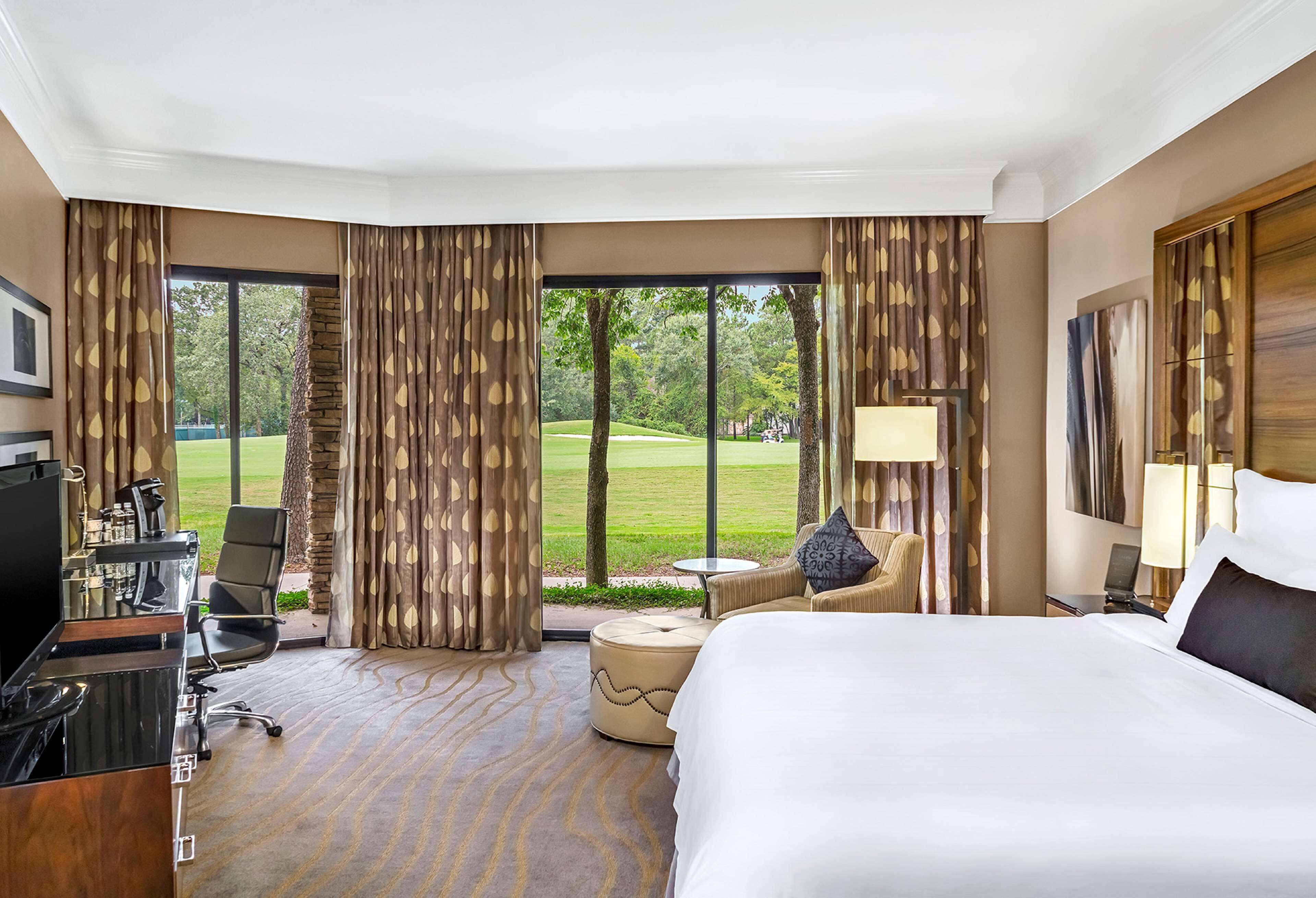 The Woodlands Resort, Curio Collection by Hilton The Woodlands Resort, Curio Collection by Hilton