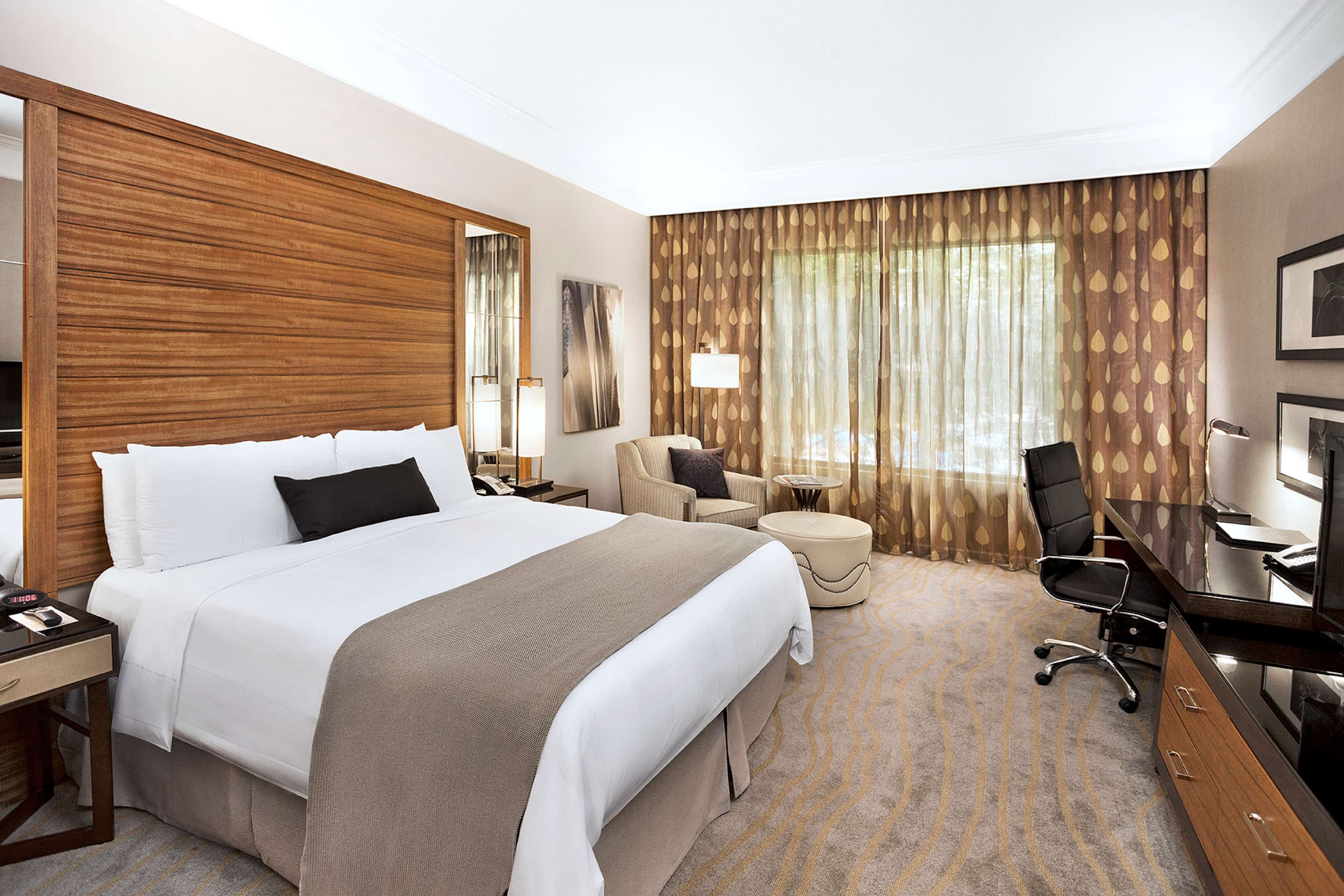 The Woodlands Resort, Curio Collection by Hilton The Woodlands Resort, Curio Collection by Hilton