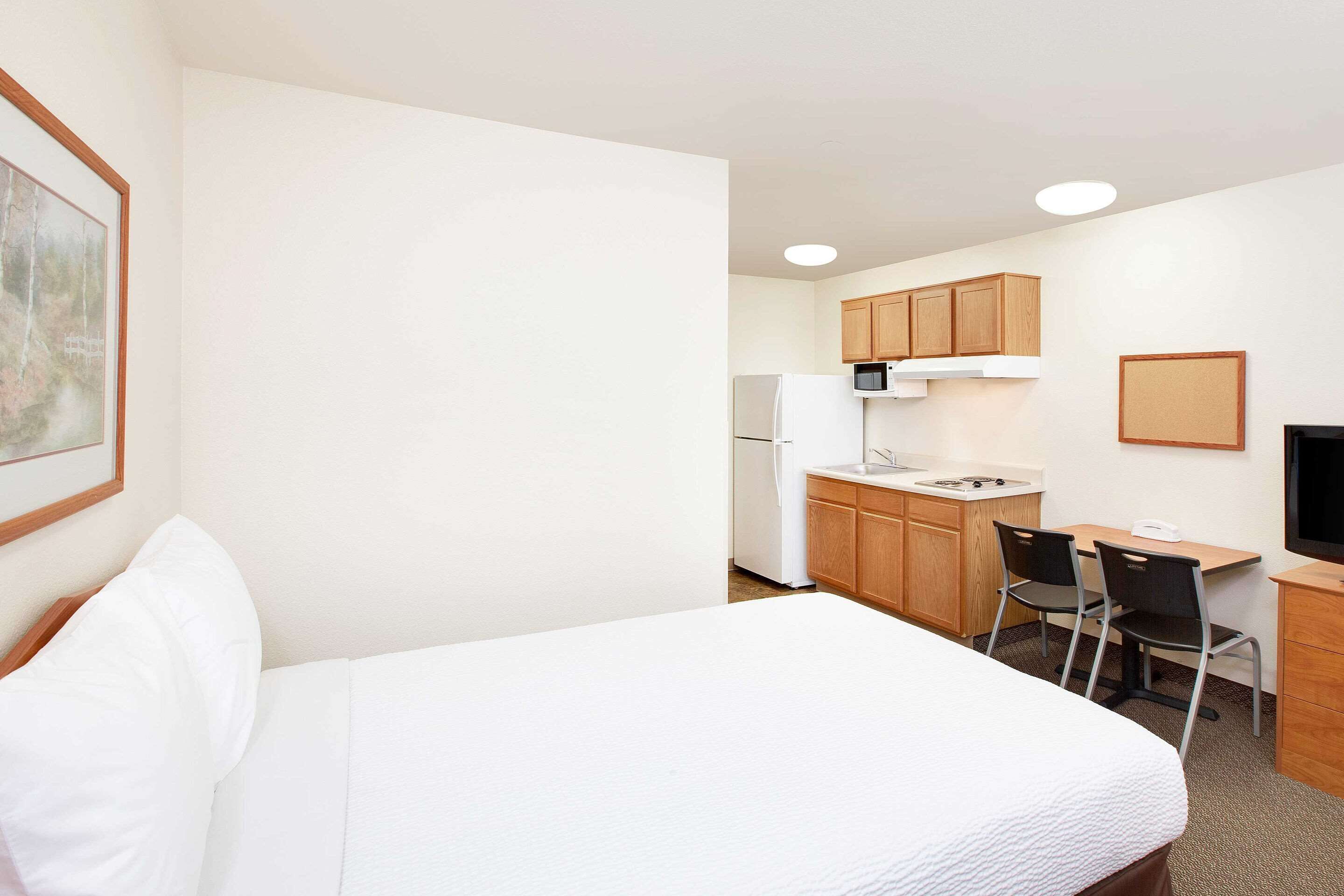 WoodSpring Suites Tyler Rose Garden WoodSpring Suites Tyler Rose Garden