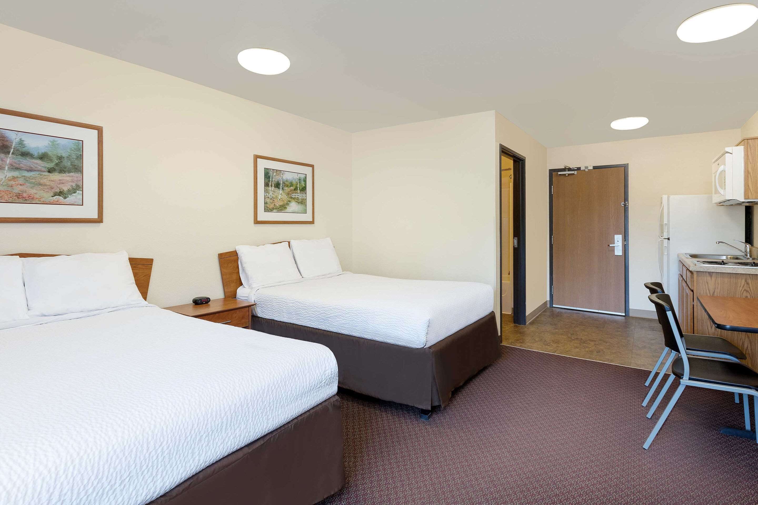 WoodSpring Suites Tyler Rose Garden WoodSpring Suites Tyler Rose Garden