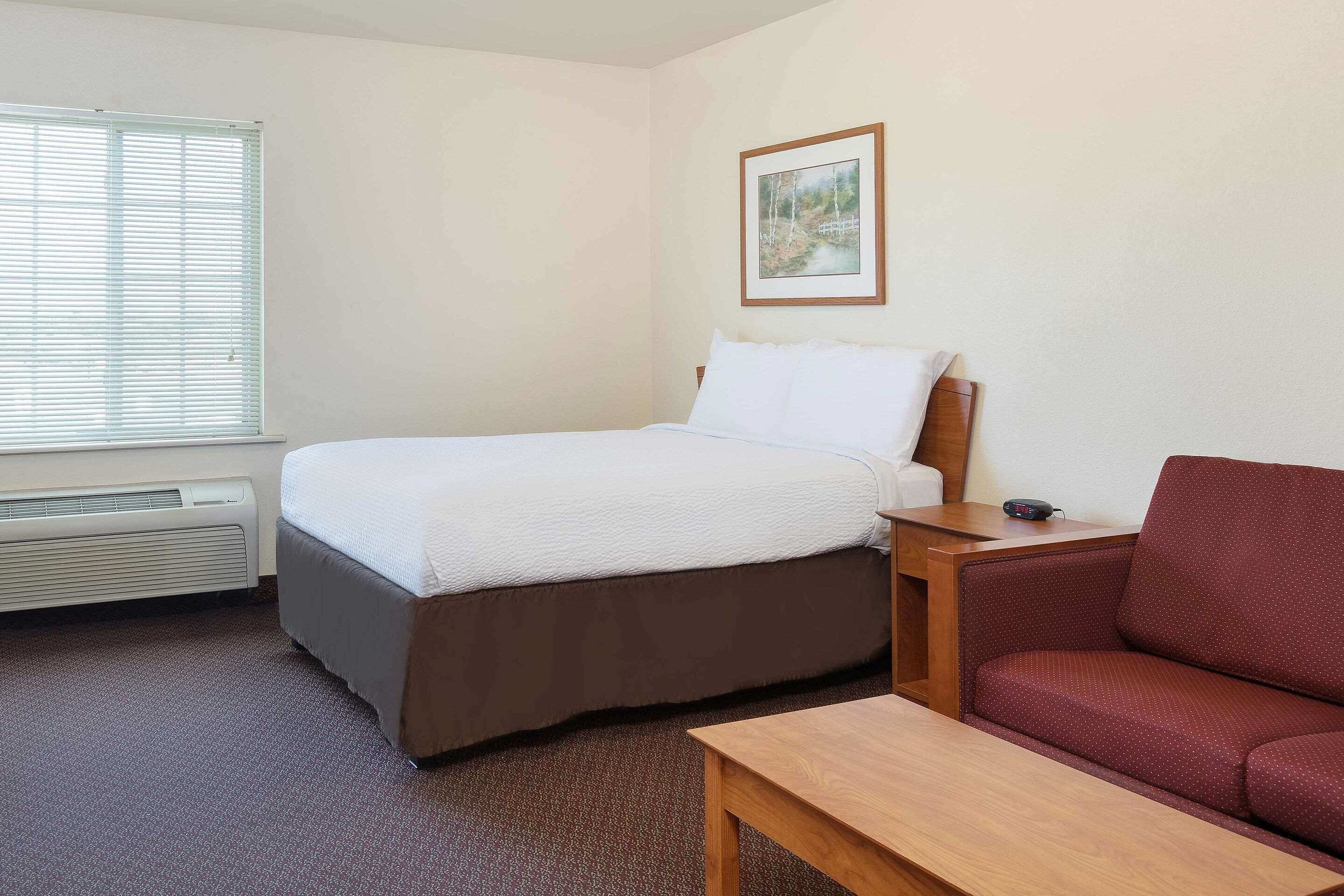 WoodSpring Suites Tyler Rose Garden WoodSpring Suites Tyler Rose Garden