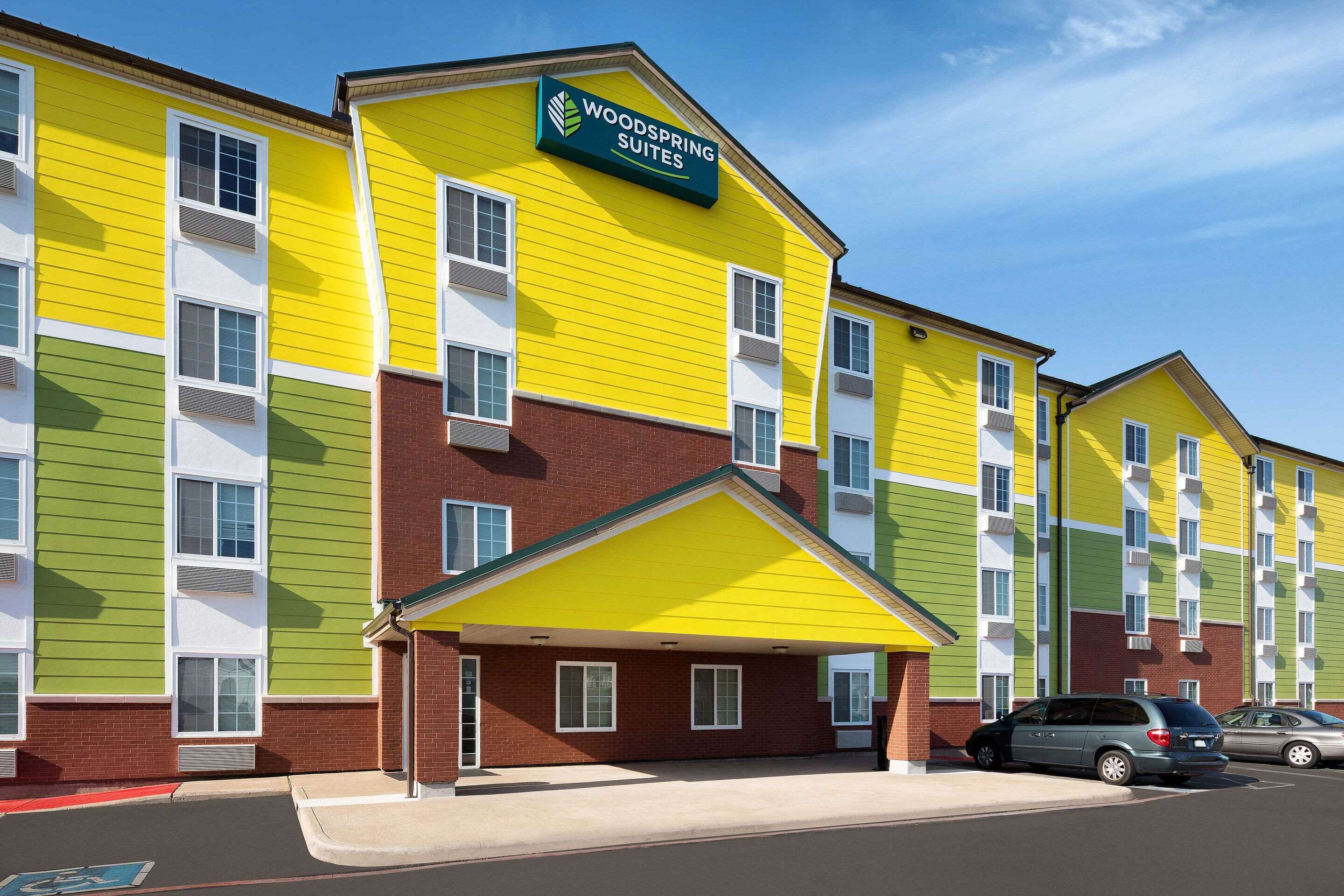 WoodSpring Suites Tyler Rose Garden WoodSpring Suites Tyler Rose Garden