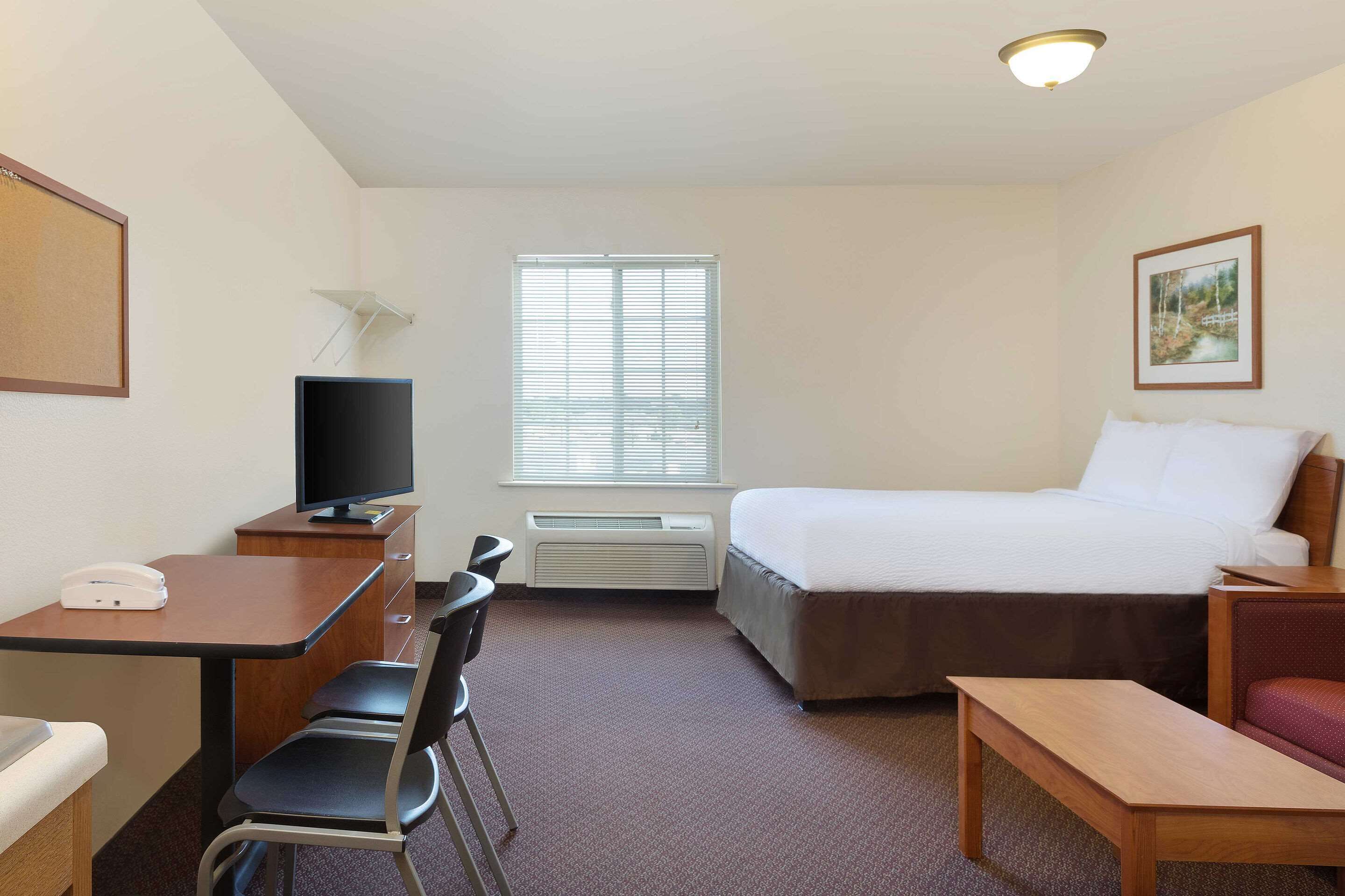 WoodSpring Suites Tyler Rose Garden WoodSpring Suites Tyler Rose Garden