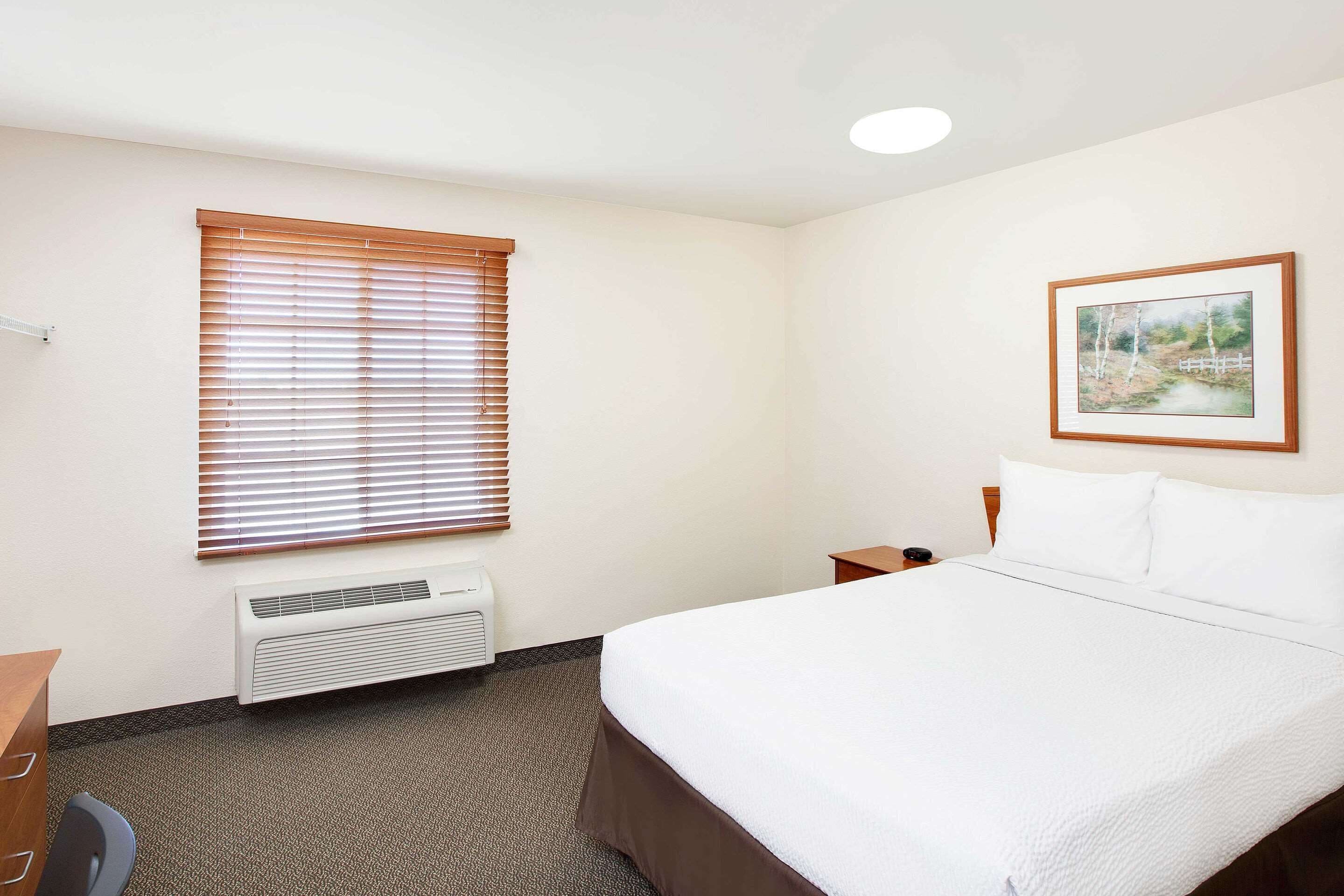 WoodSpring Suites Tyler Rose Garden WoodSpring Suites Tyler Rose Garden
