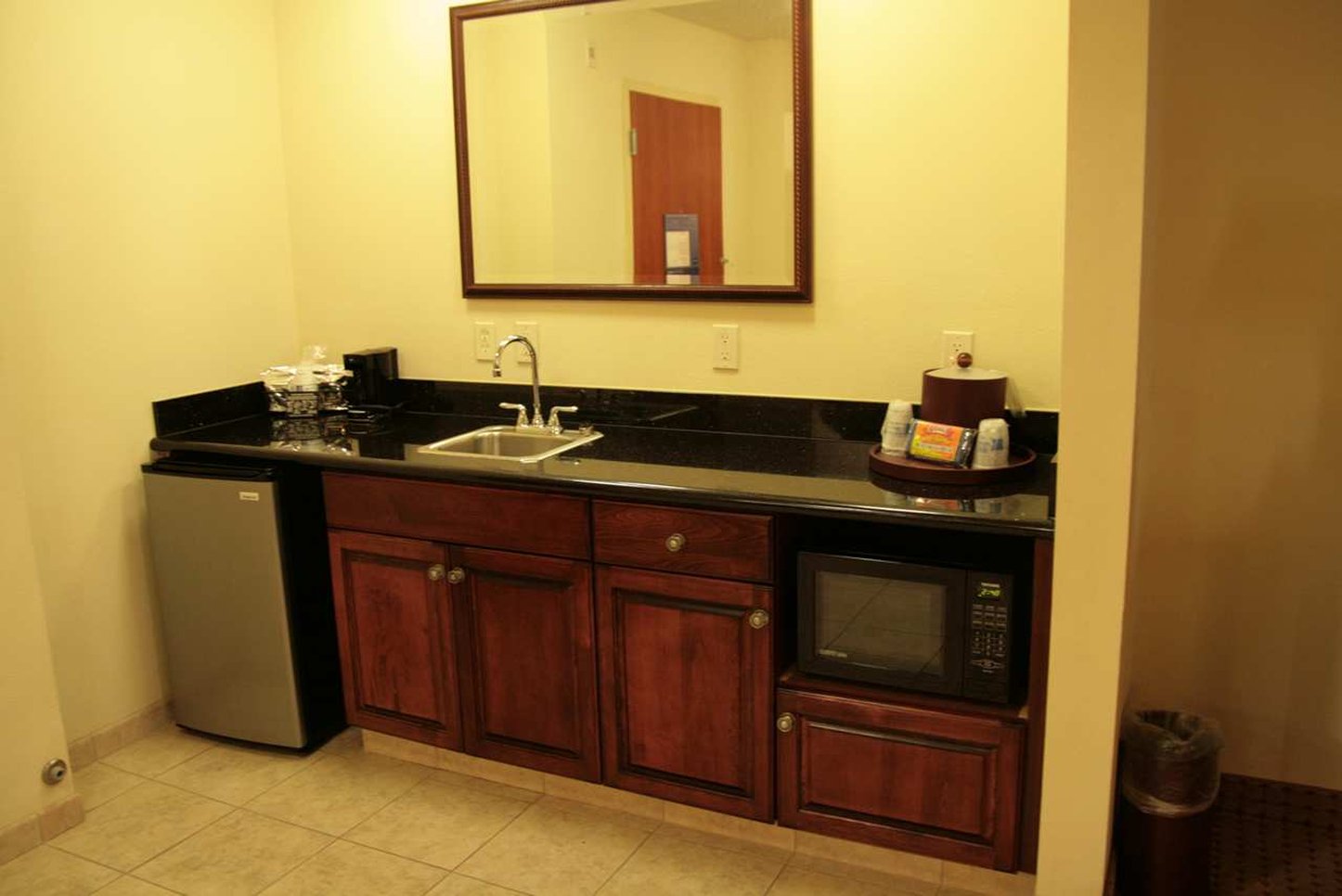 Hampton Inn Victoria Hampton Inn Victoria