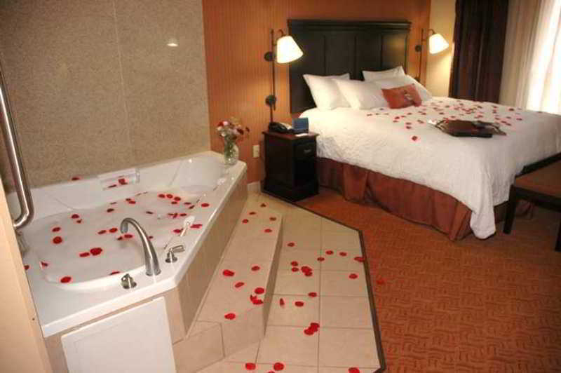 Hampton Inn & Suites Waco-South Hampton Inn & Suites Waco-South