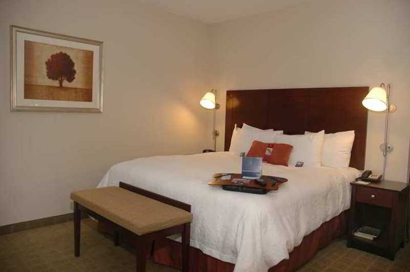Hampton Inn & Suites Waxahachie Hampton Inn & Suites Waxahachie