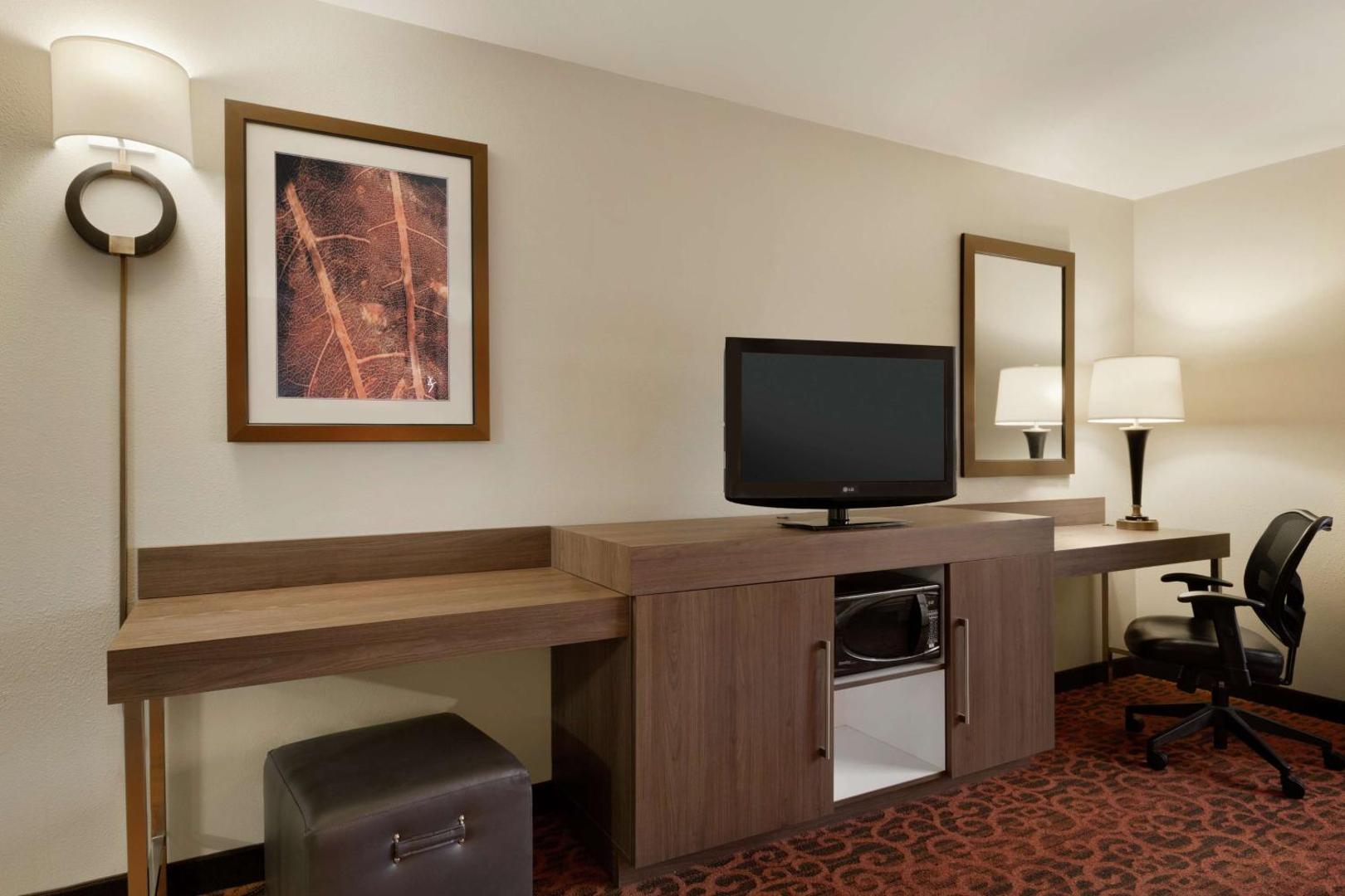 Hampton Inn Wichita Falls-Sikes Senter Mall Hampton Inn Wichita Falls-Sikes Senter Mall