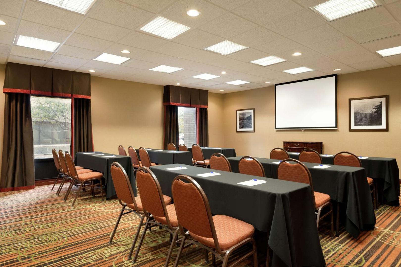 Hampton Inn Wichita Falls-Sikes Senter Mall Hampton Inn Wichita Falls-Sikes Senter Mall