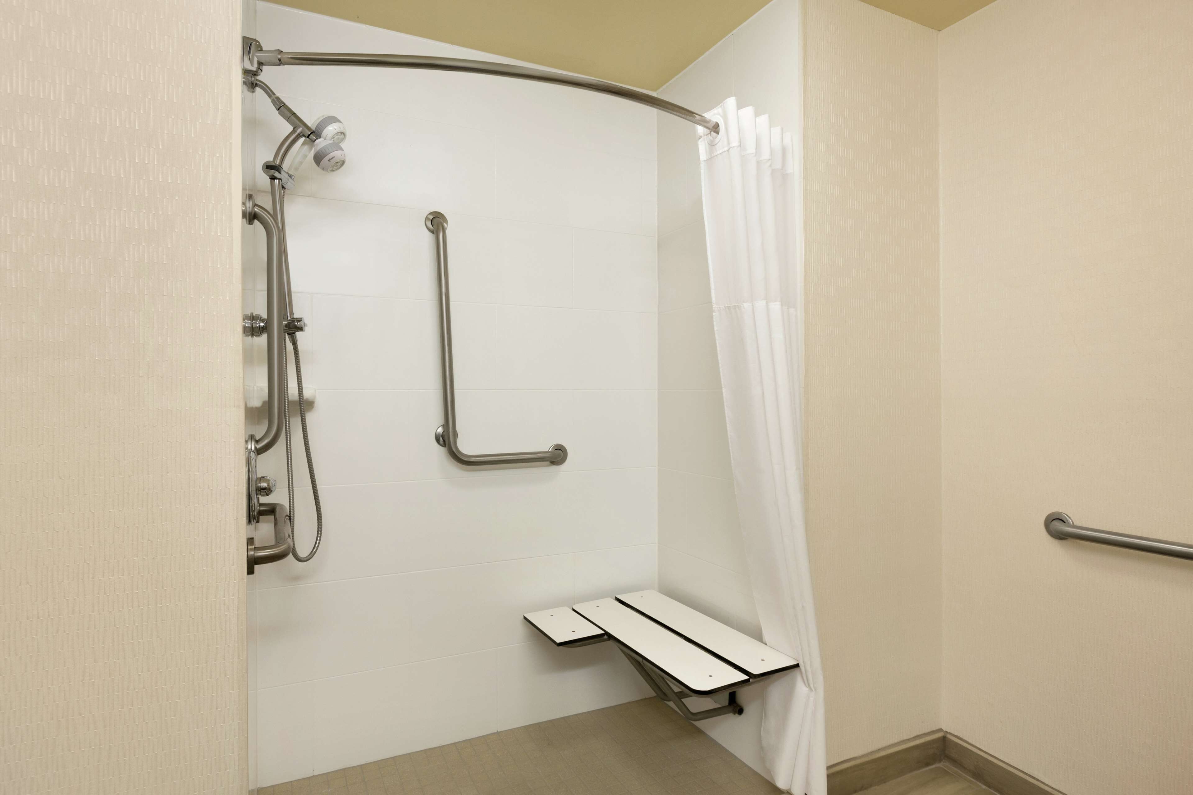 Hampton Inn Wichita Falls-Sikes Senter Mall Hampton Inn Wichita Falls-Sikes Senter Mall