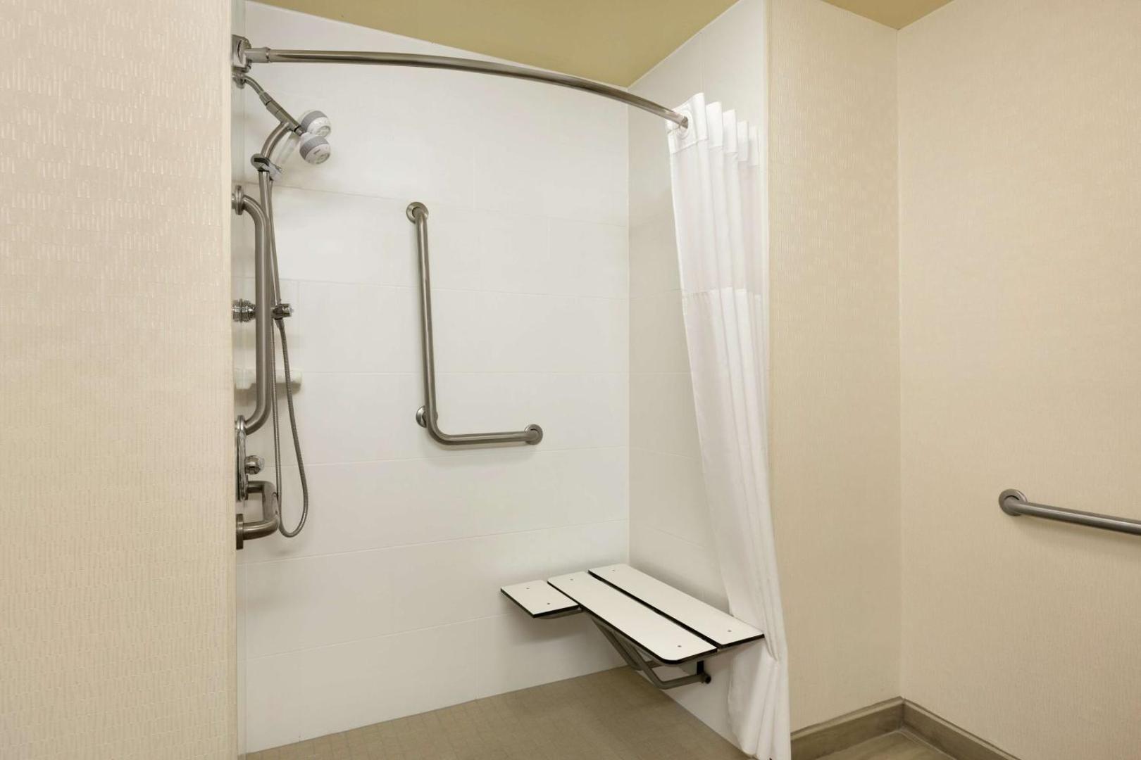 Hampton Inn Wichita Falls-Sikes Senter Mall Hampton Inn Wichita Falls-Sikes Senter Mall