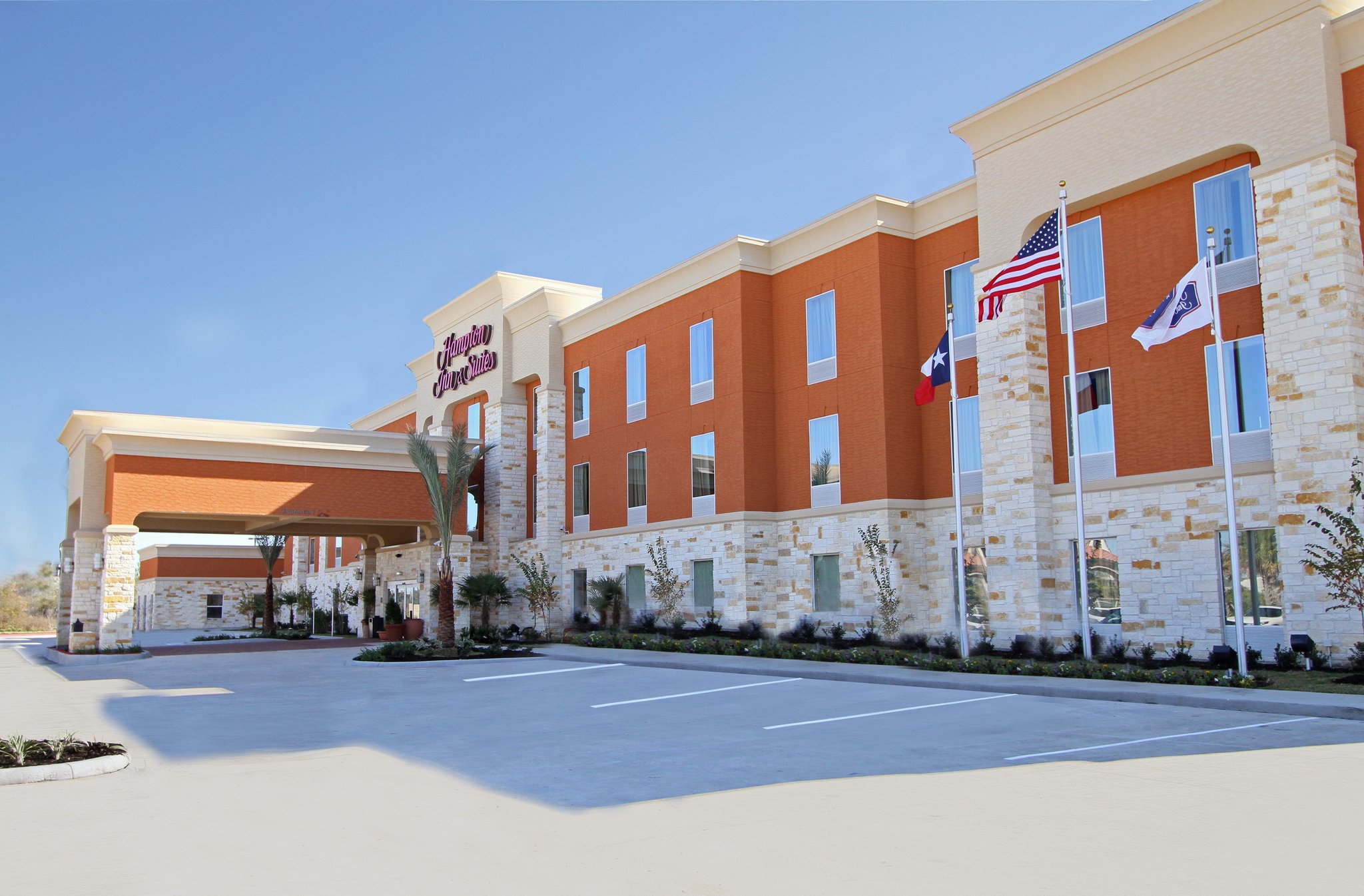 Hampton Inn and Suites Winnie Hampton Inn and Suites Winnie