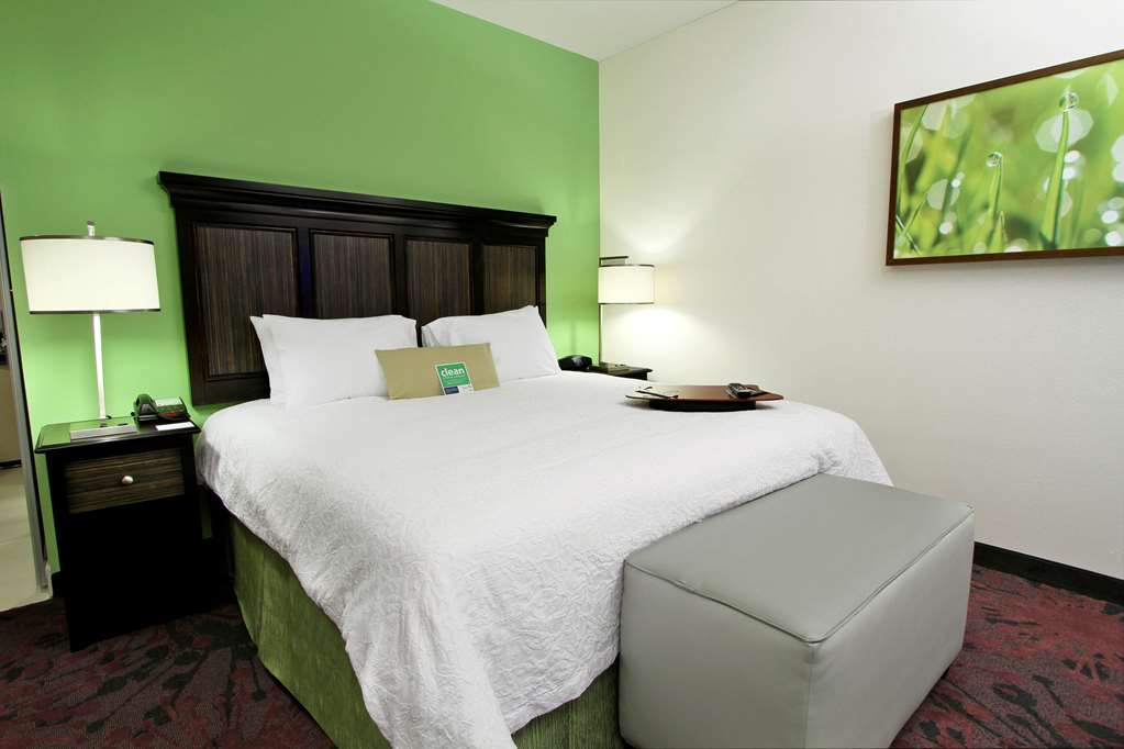 Hampton Inn and Suites Winnie Hampton Inn and Suites Winnie