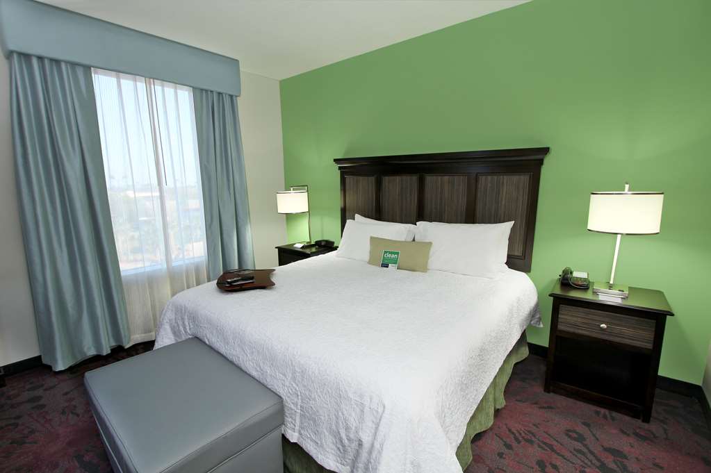 Hampton Inn and Suites Winnie Hampton Inn and Suites Winnie