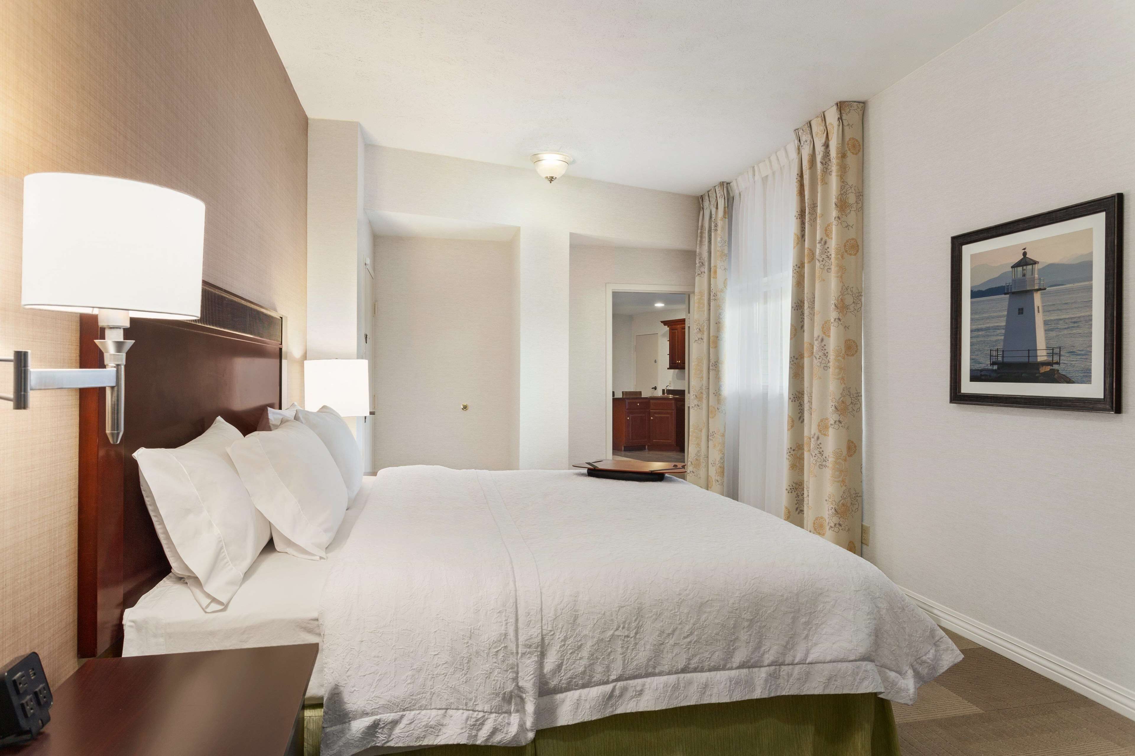 Hampton Inn Colchester Hampton Inn Colchester