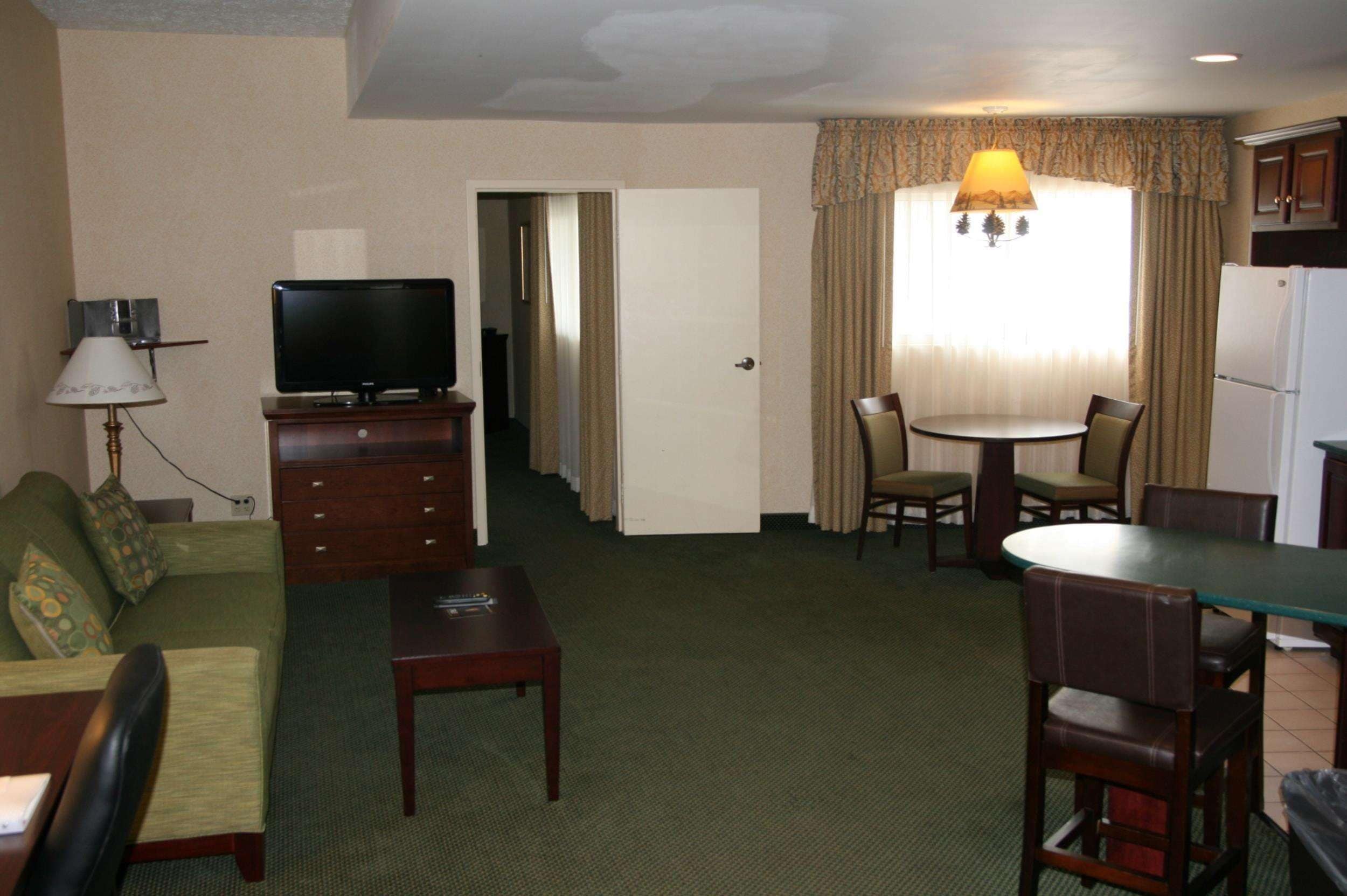 Hampton Inn Colchester Hampton Inn Colchester