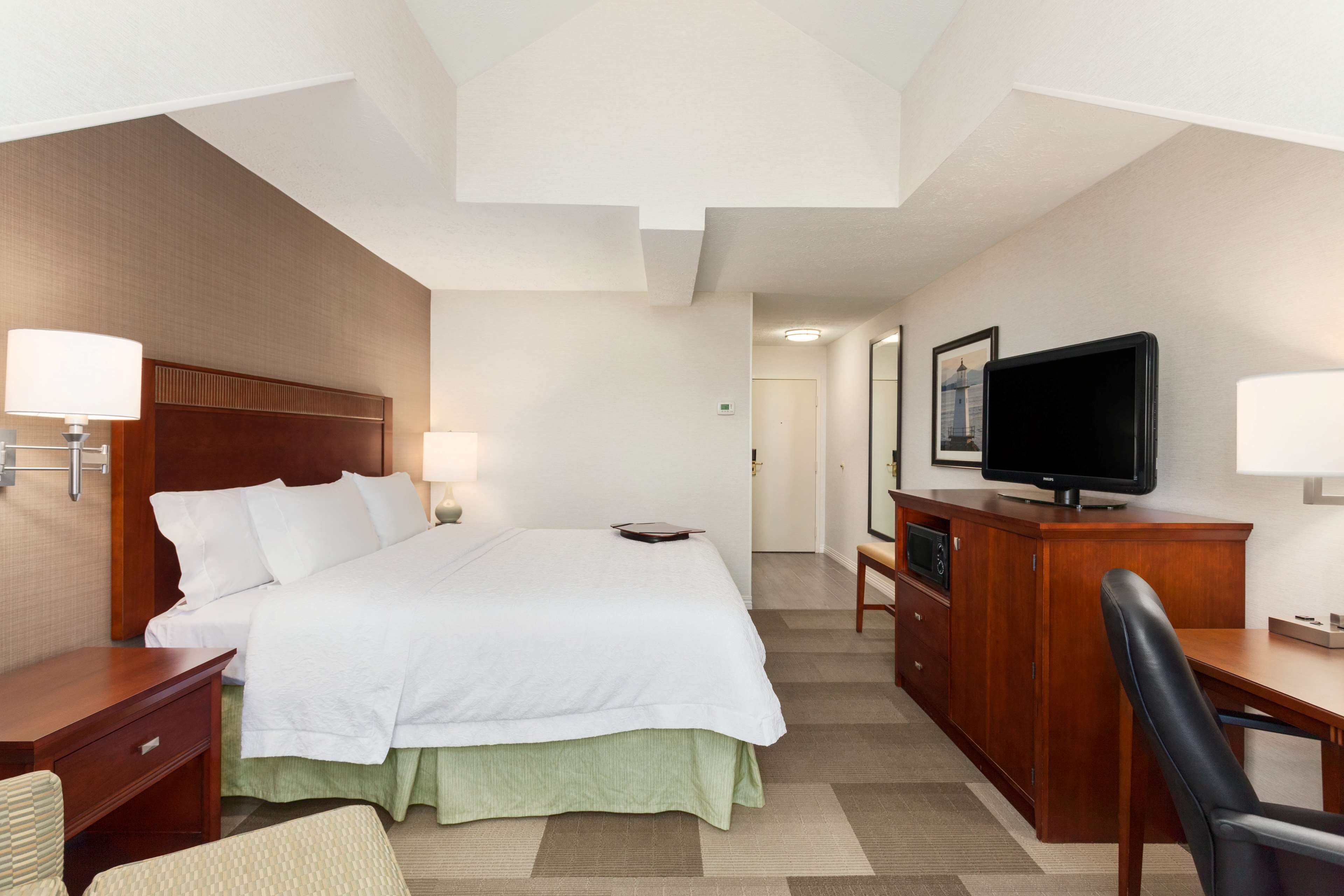 Hampton Inn Colchester Hampton Inn Colchester