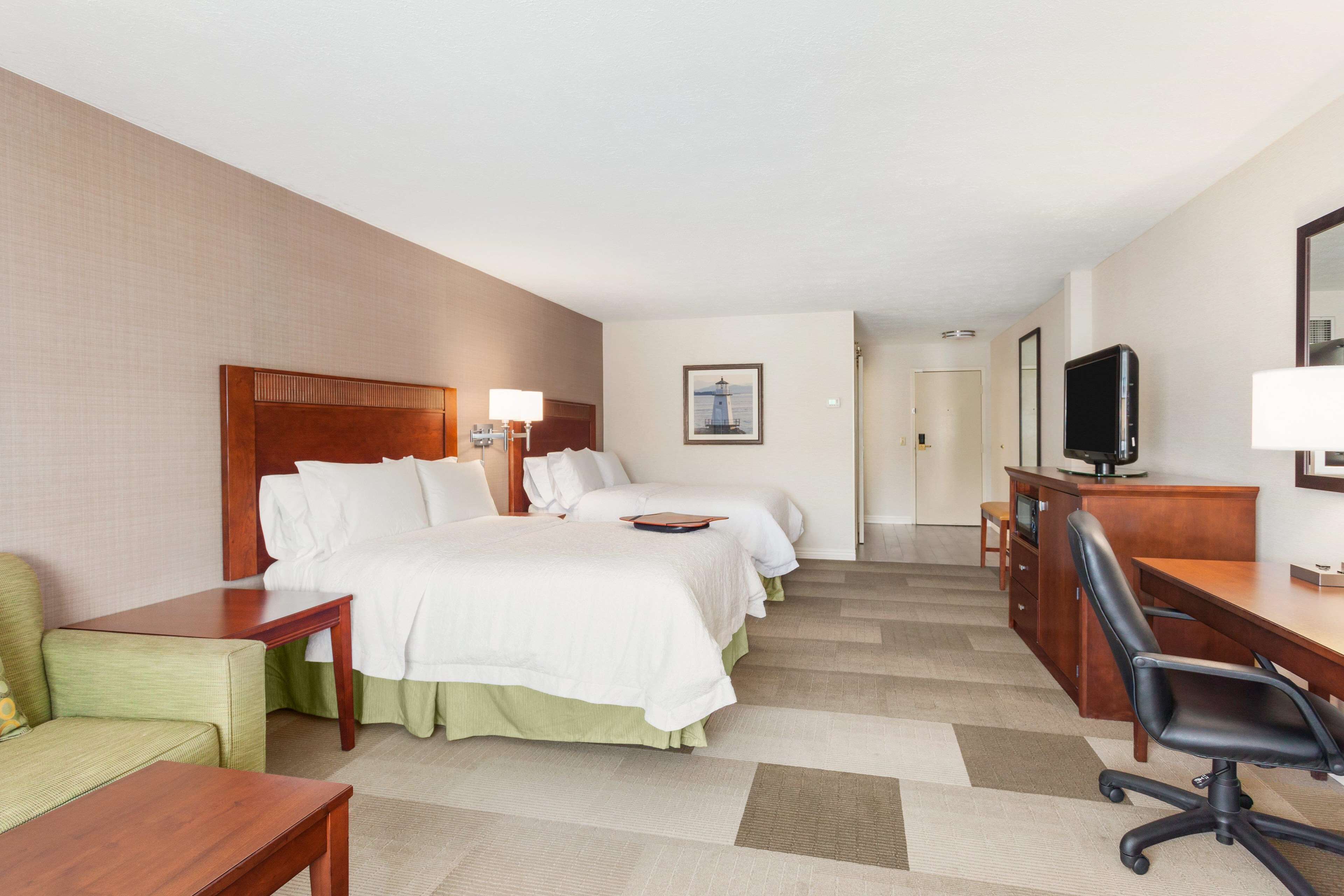 Hampton Inn Colchester Hampton Inn Colchester