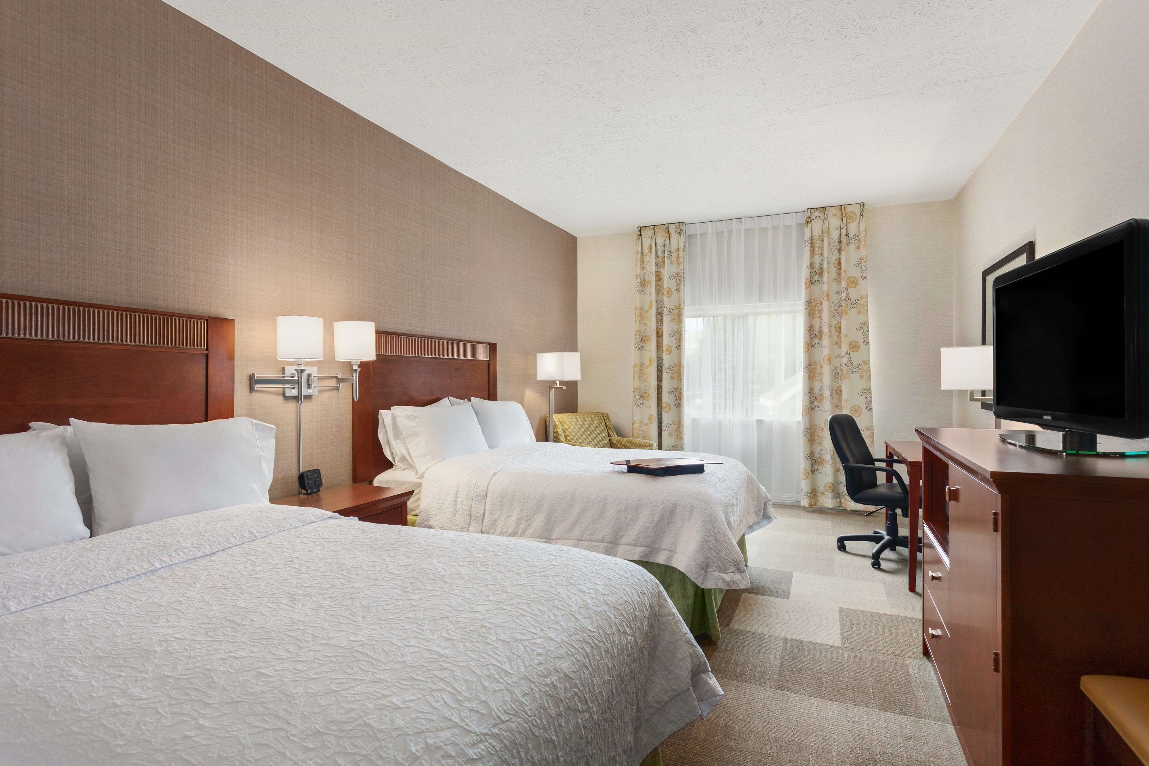 Hampton Inn Colchester Hampton Inn Colchester