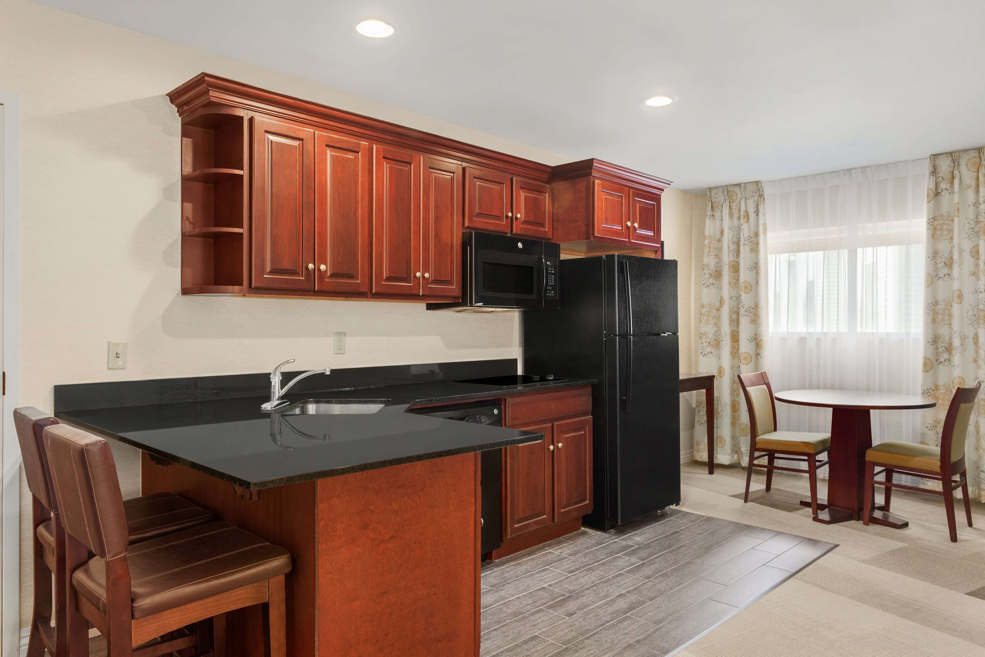 Hampton Inn Colchester Hampton Inn Colchester