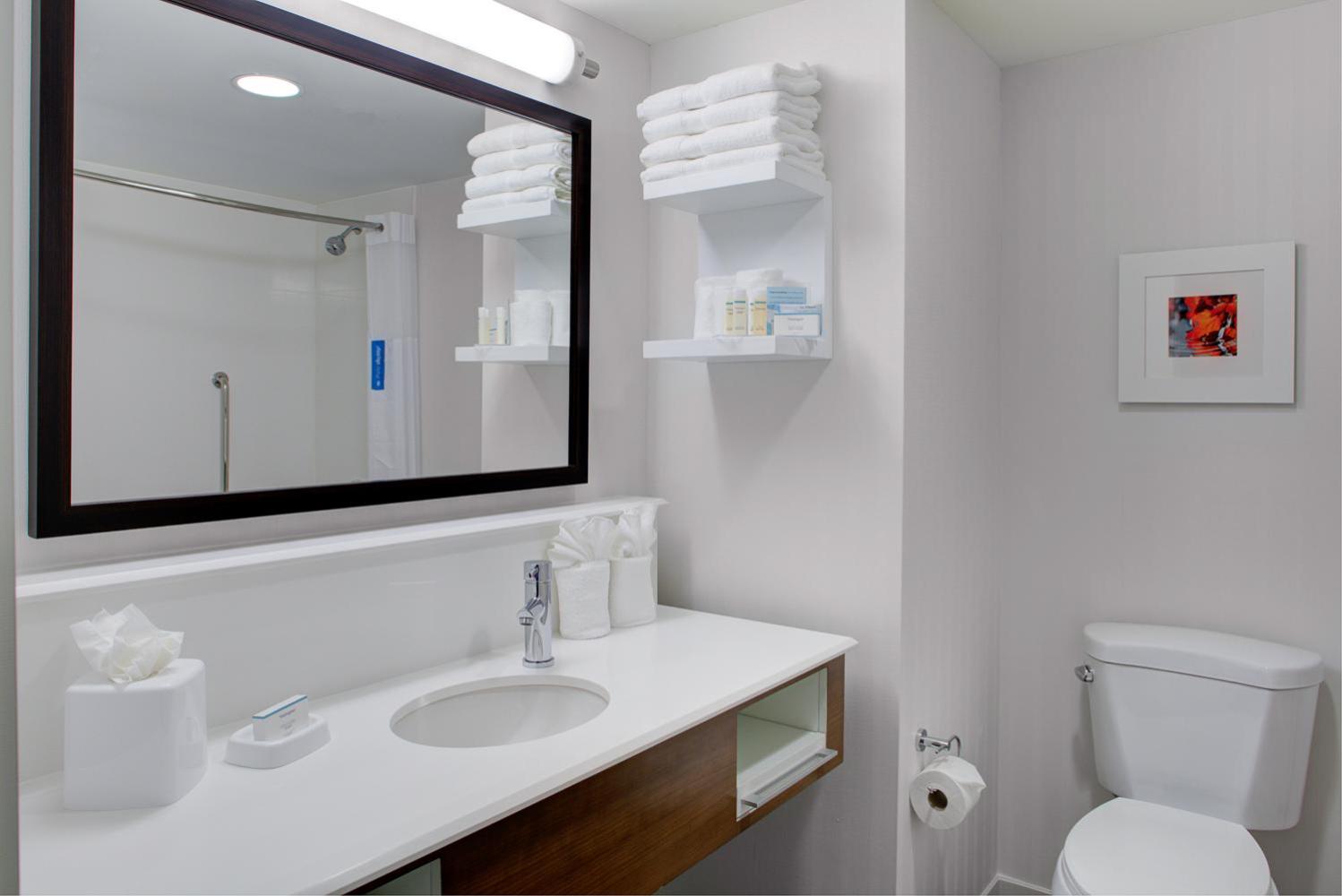 Hampton Inn & Suites Manchester Hampton Inn & Suites Manchester