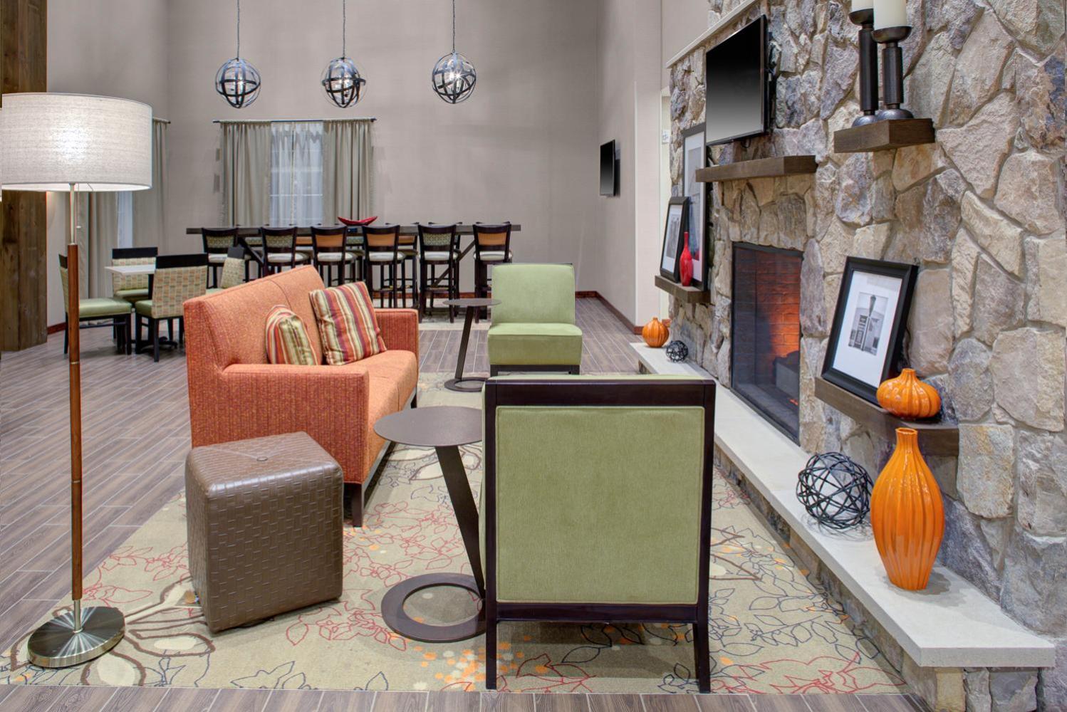 Hampton Inn & Suites Manchester Hampton Inn & Suites Manchester
