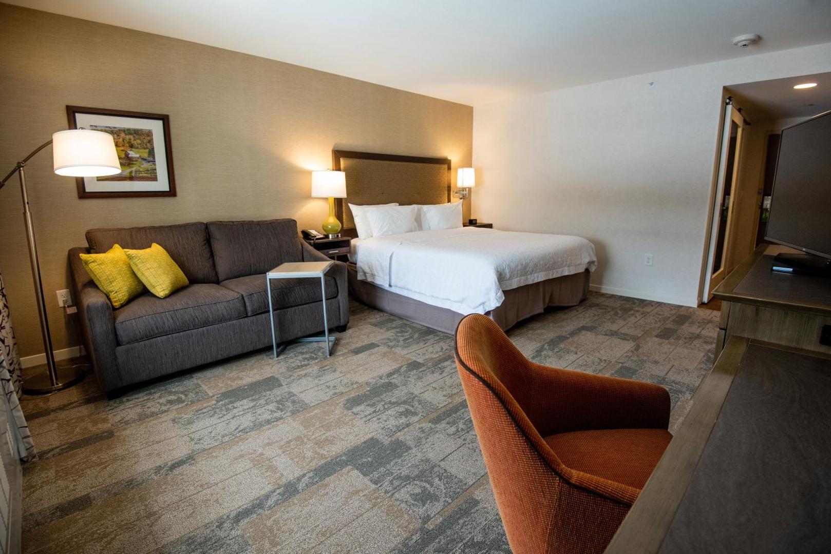 Hampton Inn & Suites Manchester Hampton Inn & Suites Manchester