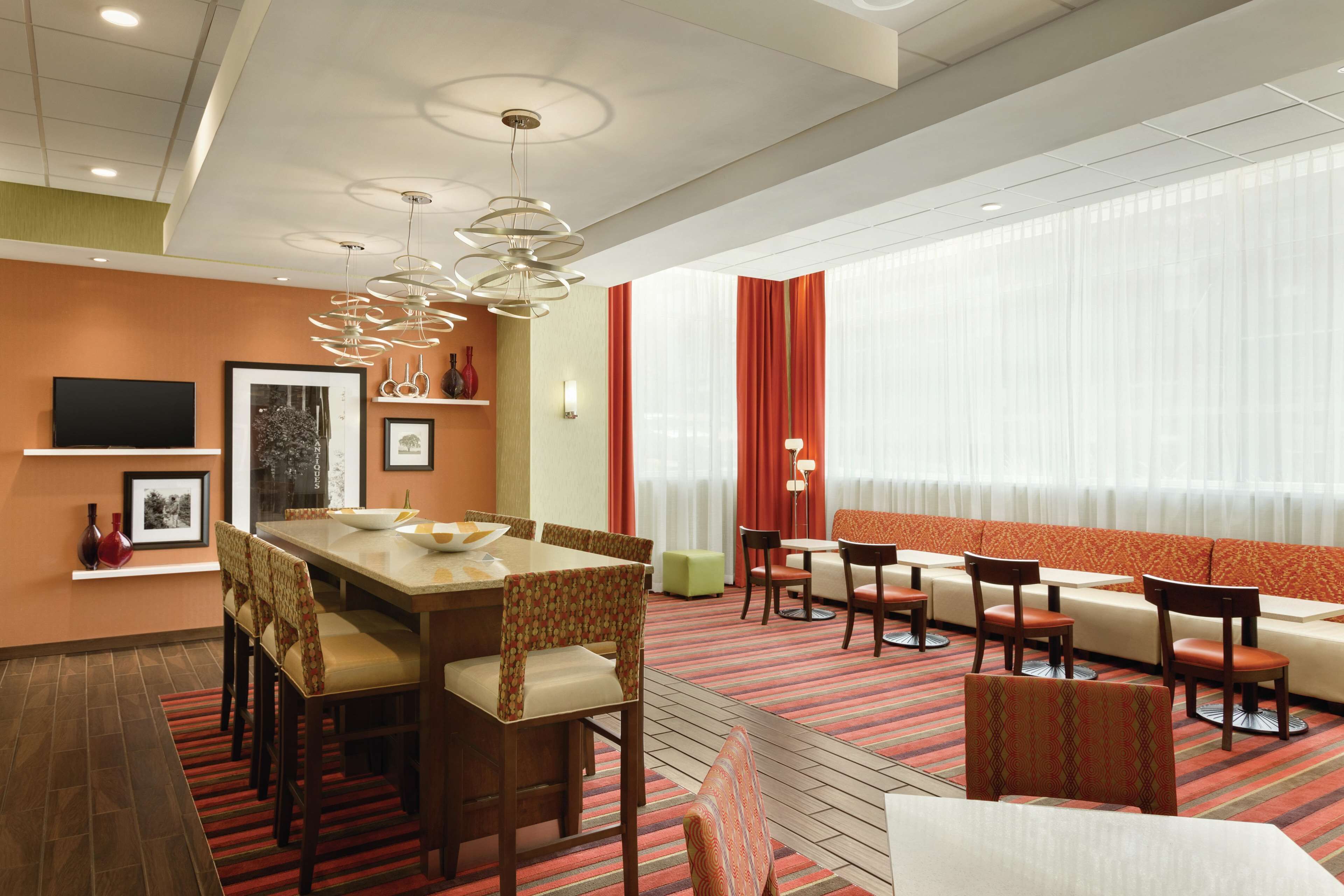 Hampton Inn St Albans Hampton Inn St Albans