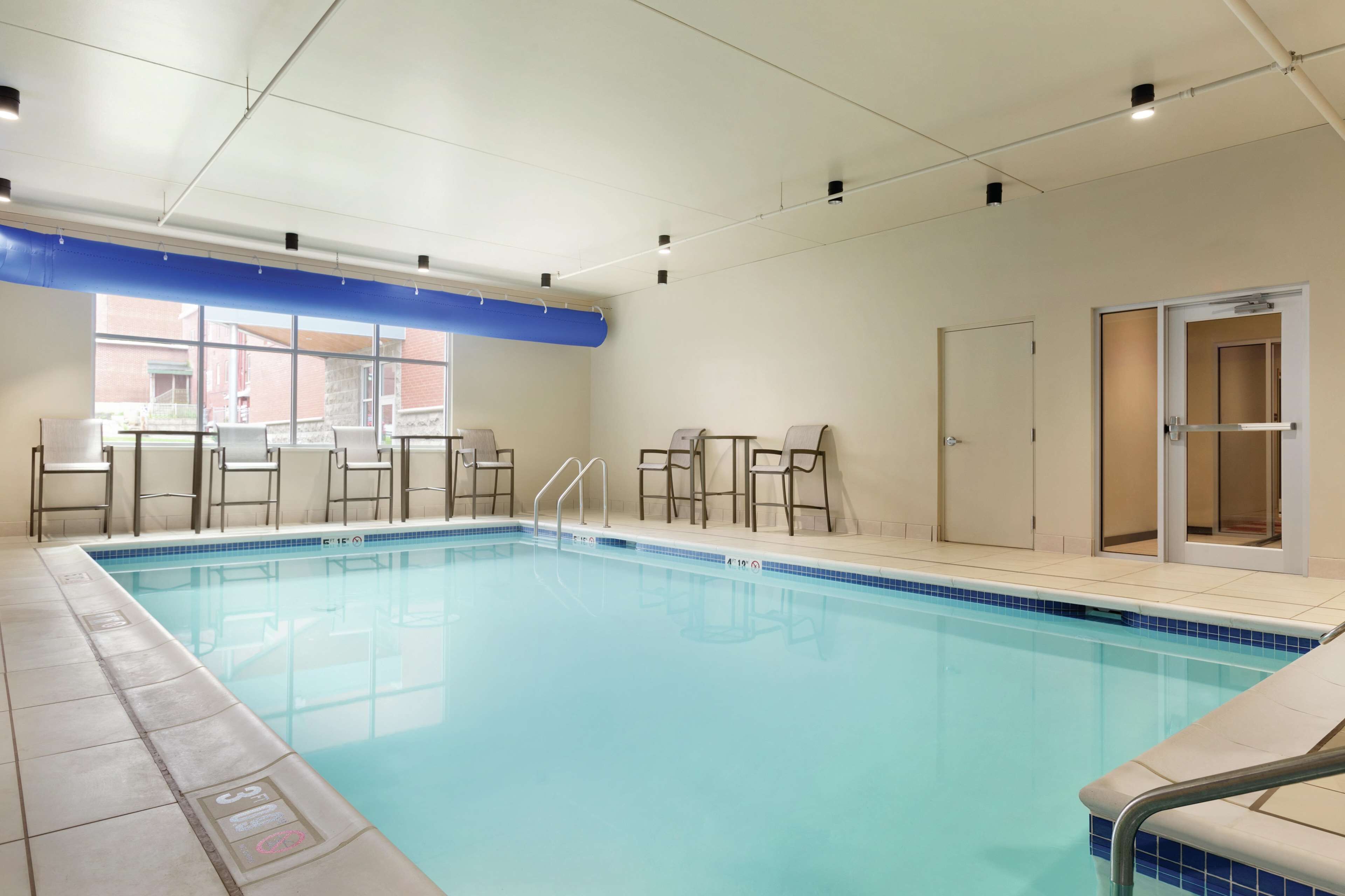 Hampton Inn St Albans Hampton Inn St Albans
