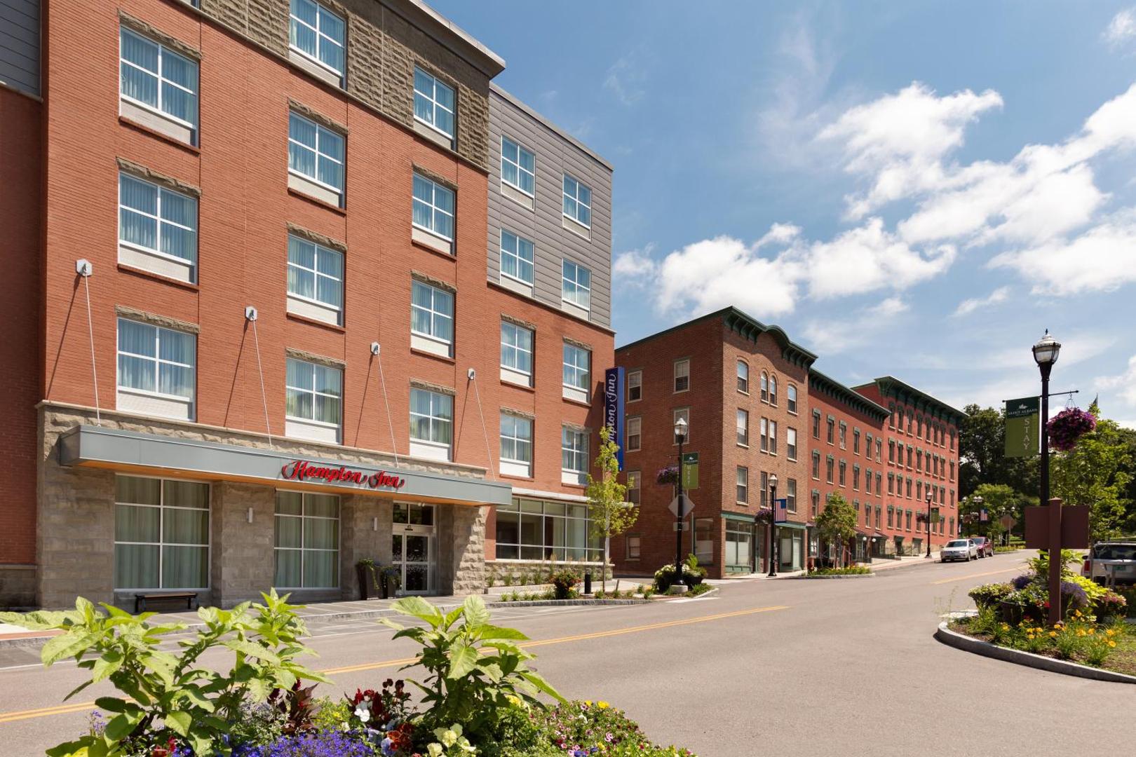 Hampton Inn St Albans Hampton Inn St Albans